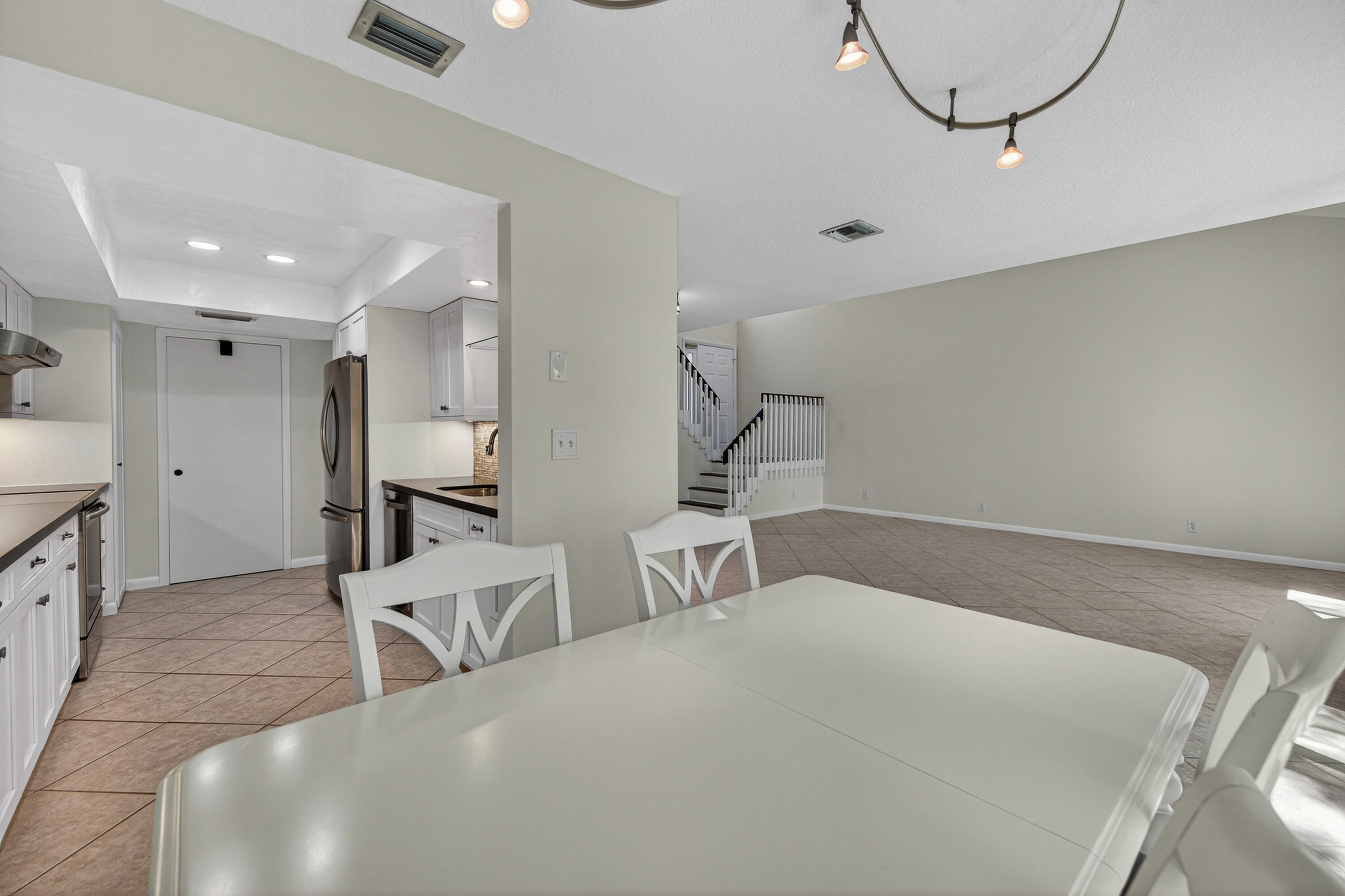 LAKES OF DEER CREEK CONDO - Residential