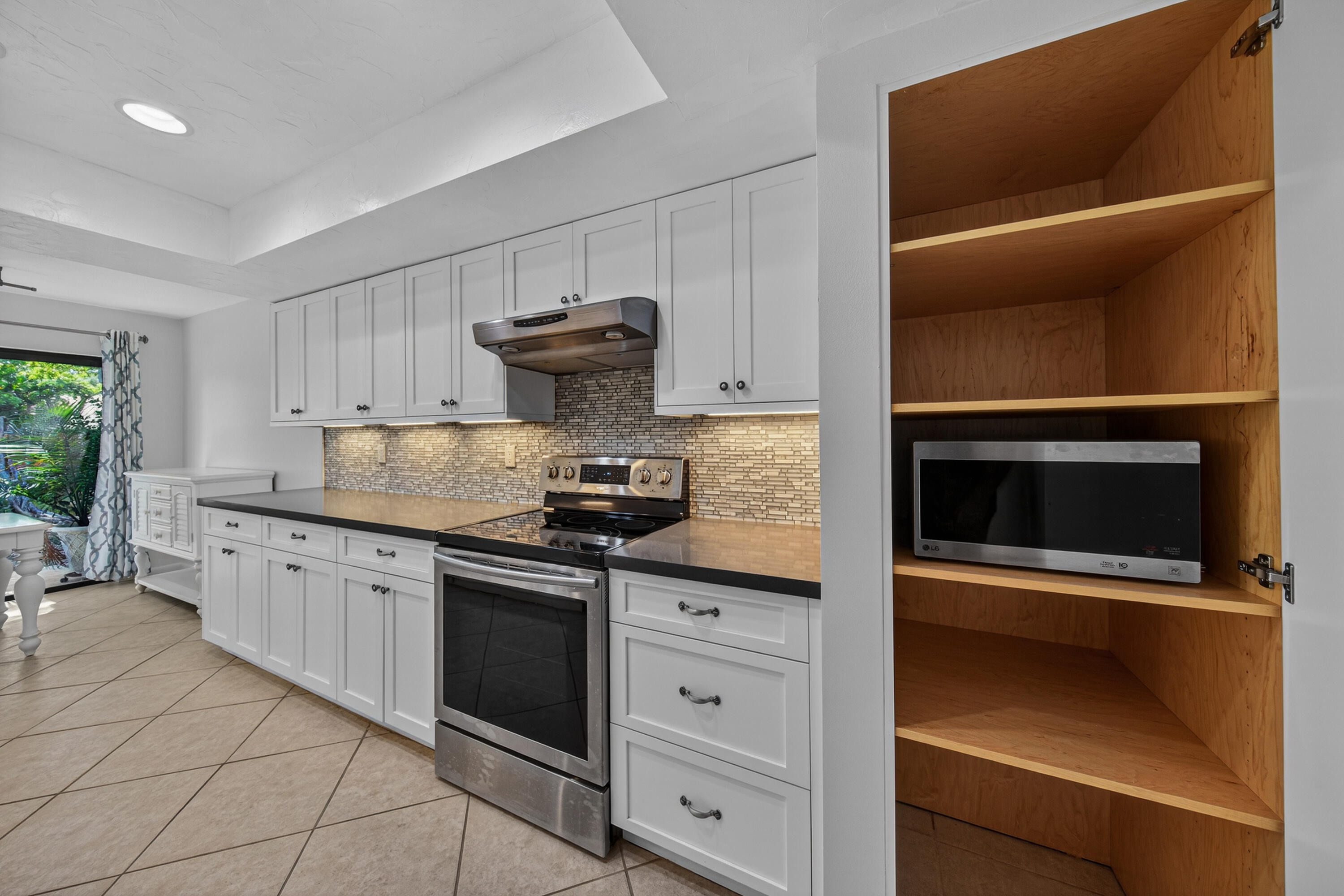 LAKES OF DEER CREEK CONDO - Residential