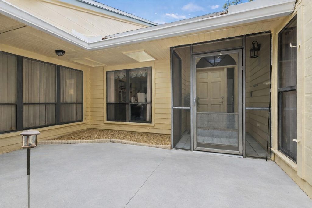 Photo of 6691 S Pine Court, West Palm Beach, FL 33418 (MLS # B26011802)