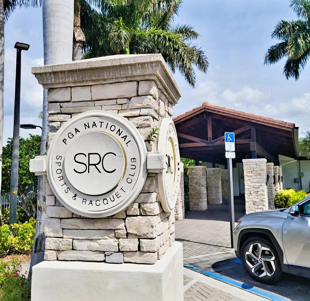 DIAMOND HEAD - Residential
