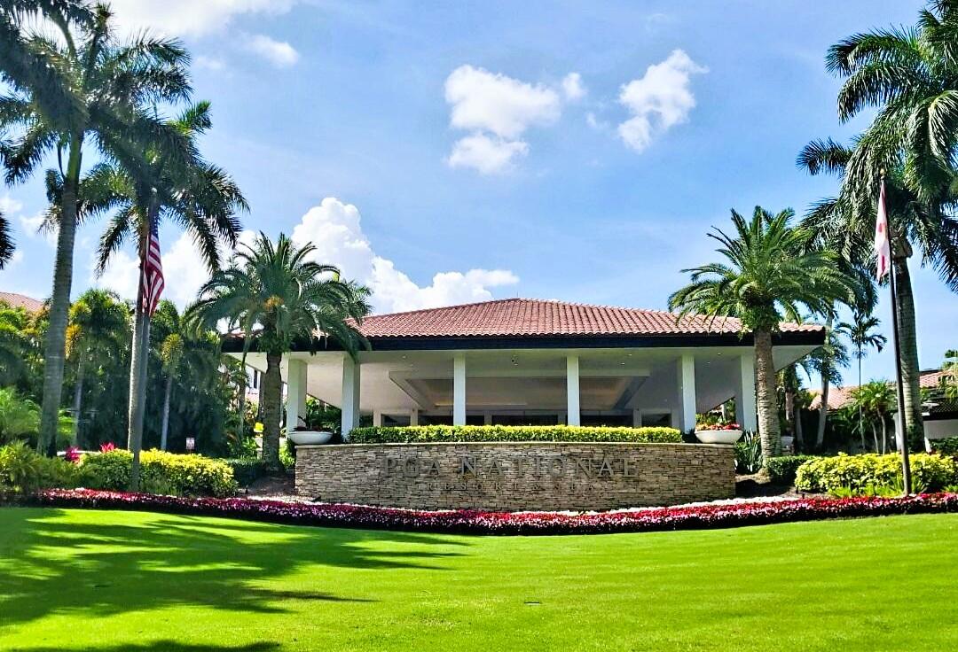 DIAMOND HEAD - Residential