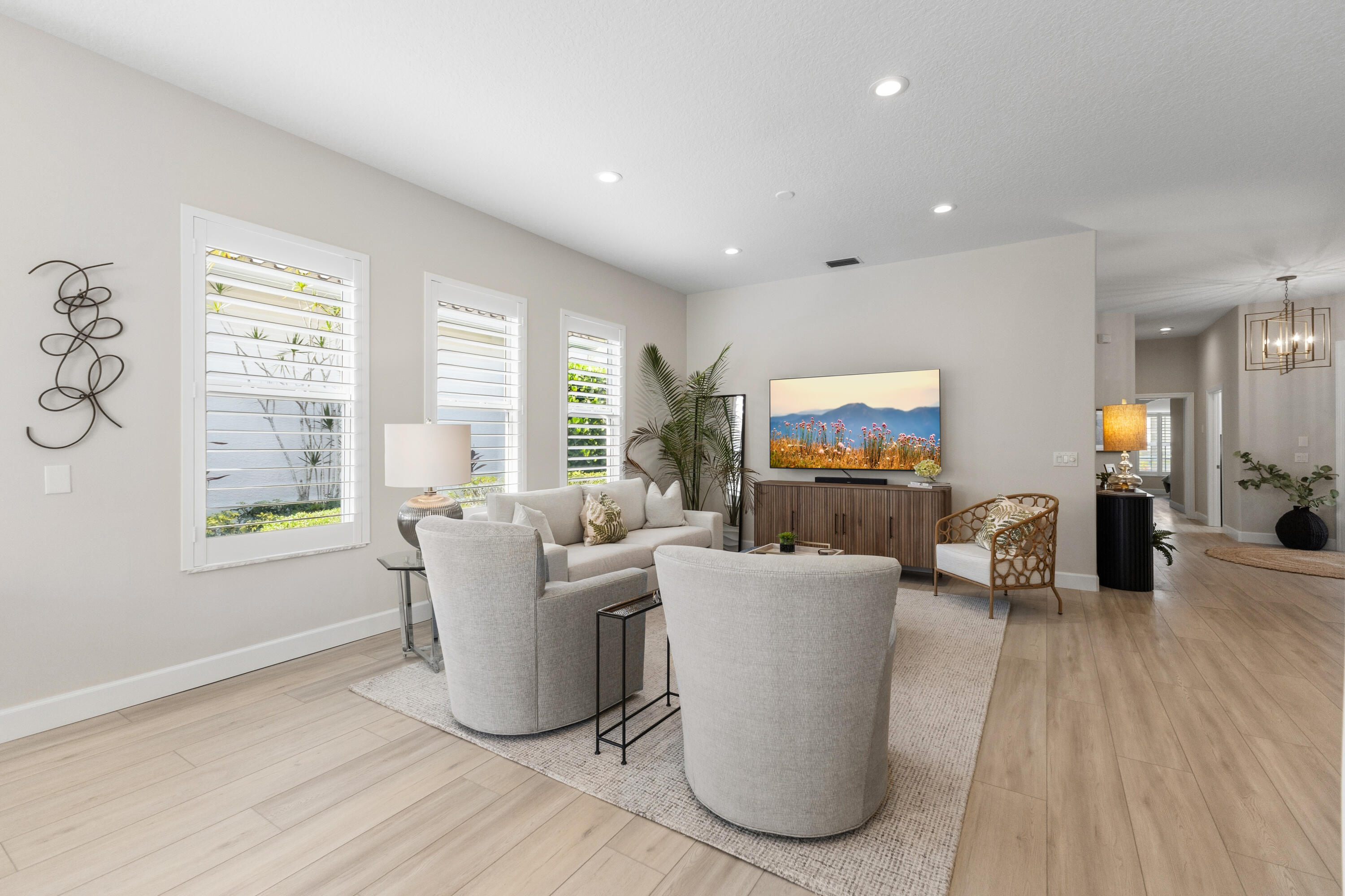 DIAMOND HEAD - Residential