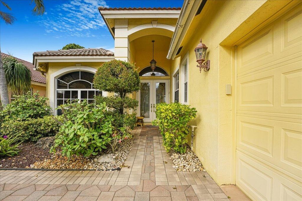 Photo of 5605 Fountains Drive S, Lake Worth, FL 33467 (MLS # R11112295)