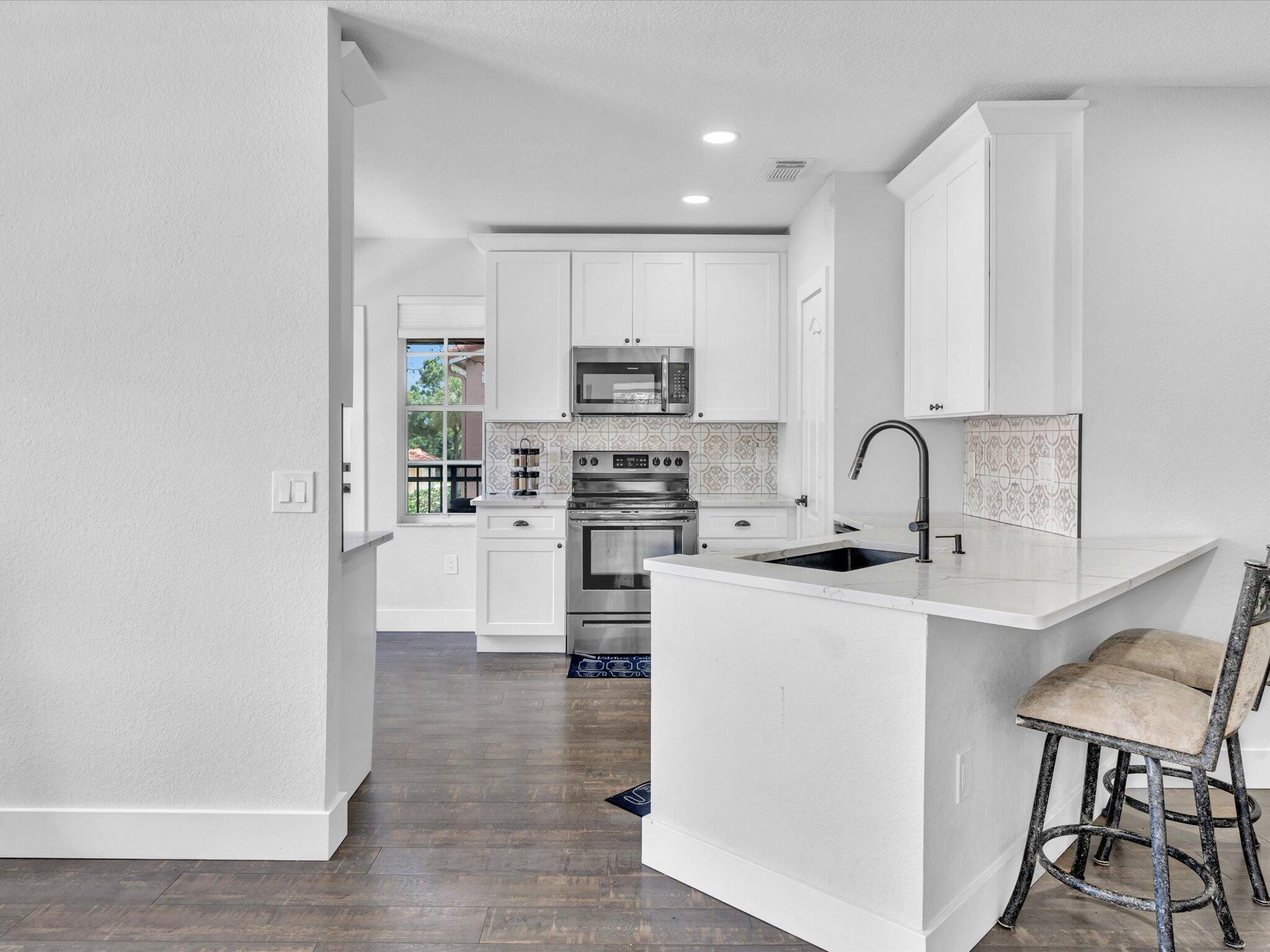 RESIDENCES OF BELMONT AT BOYNTON BEACH CONDOMINIUM - Residential