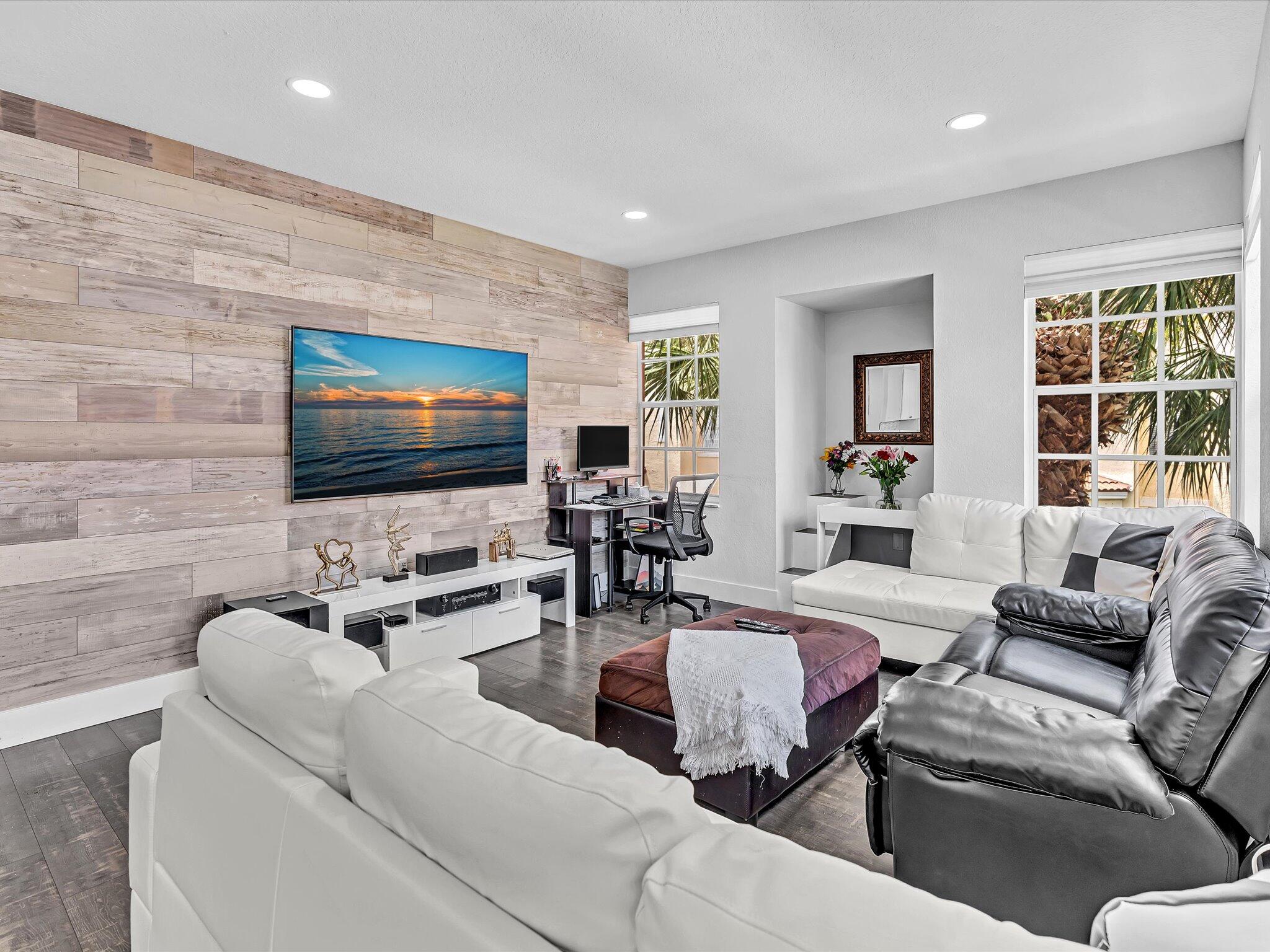RESIDENCES OF BELMONT AT BOYNTON BEACH CONDOMINIUM - Residential