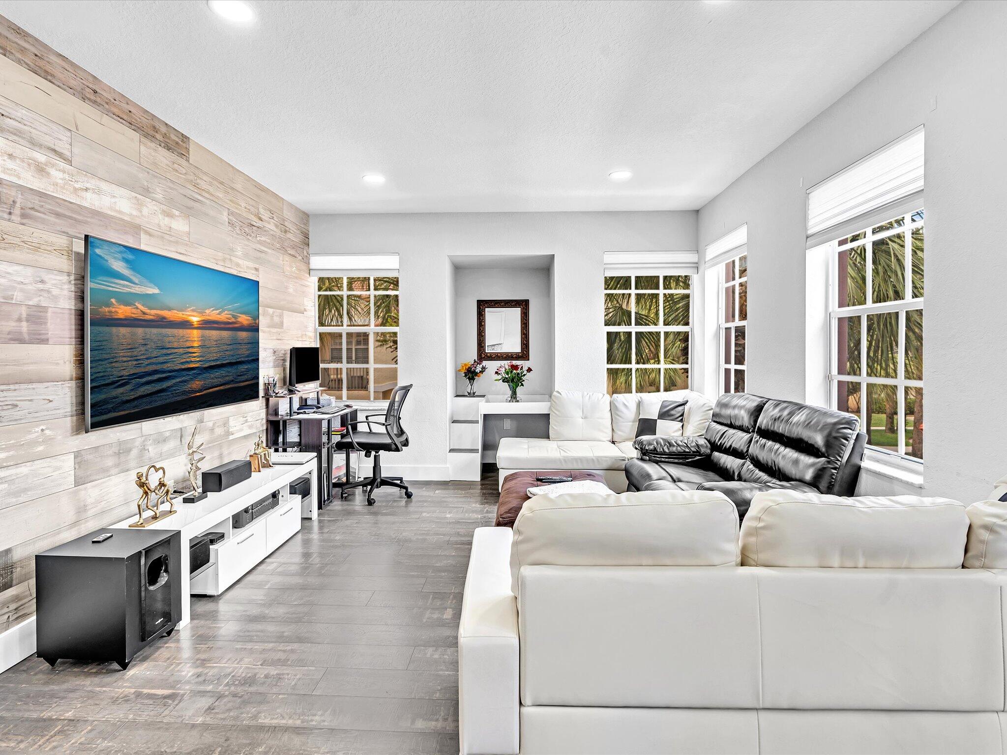 RESIDENCES OF BELMONT AT BOYNTON BEACH CONDOMINIUM - Residential