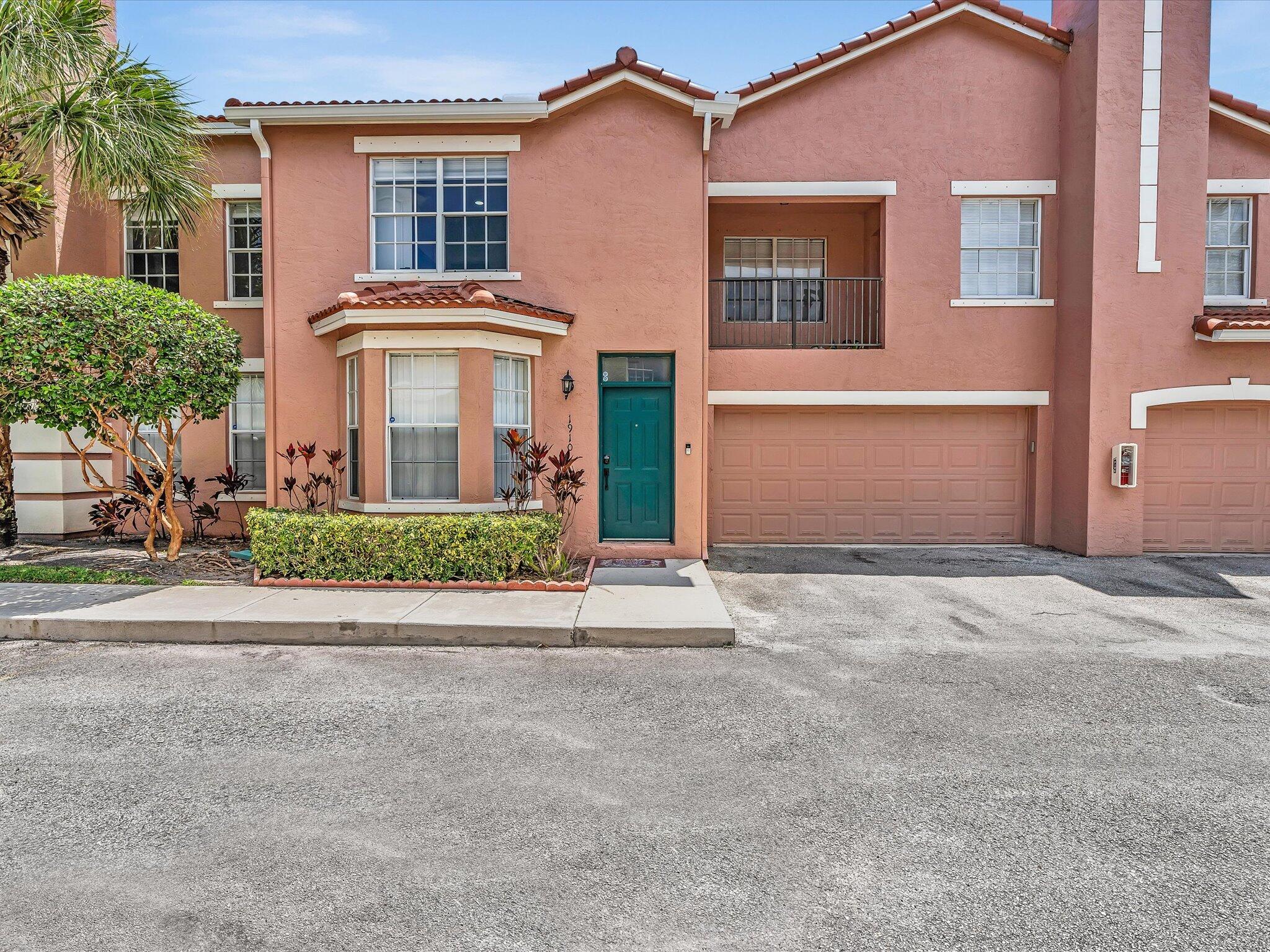 RESIDENCES OF BELMONT AT BOYNTON BEACH CONDOMINIUM - Residential