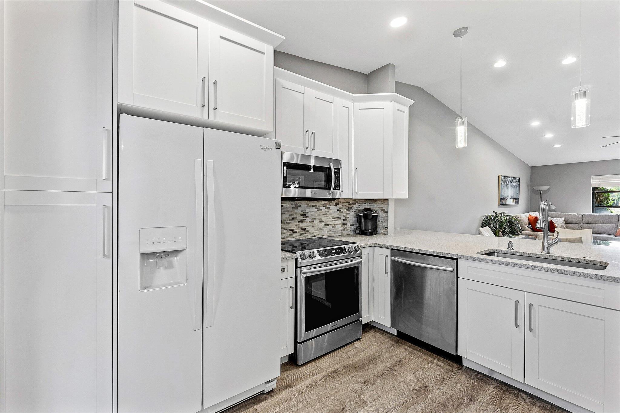 6112 Kings Gate Circle