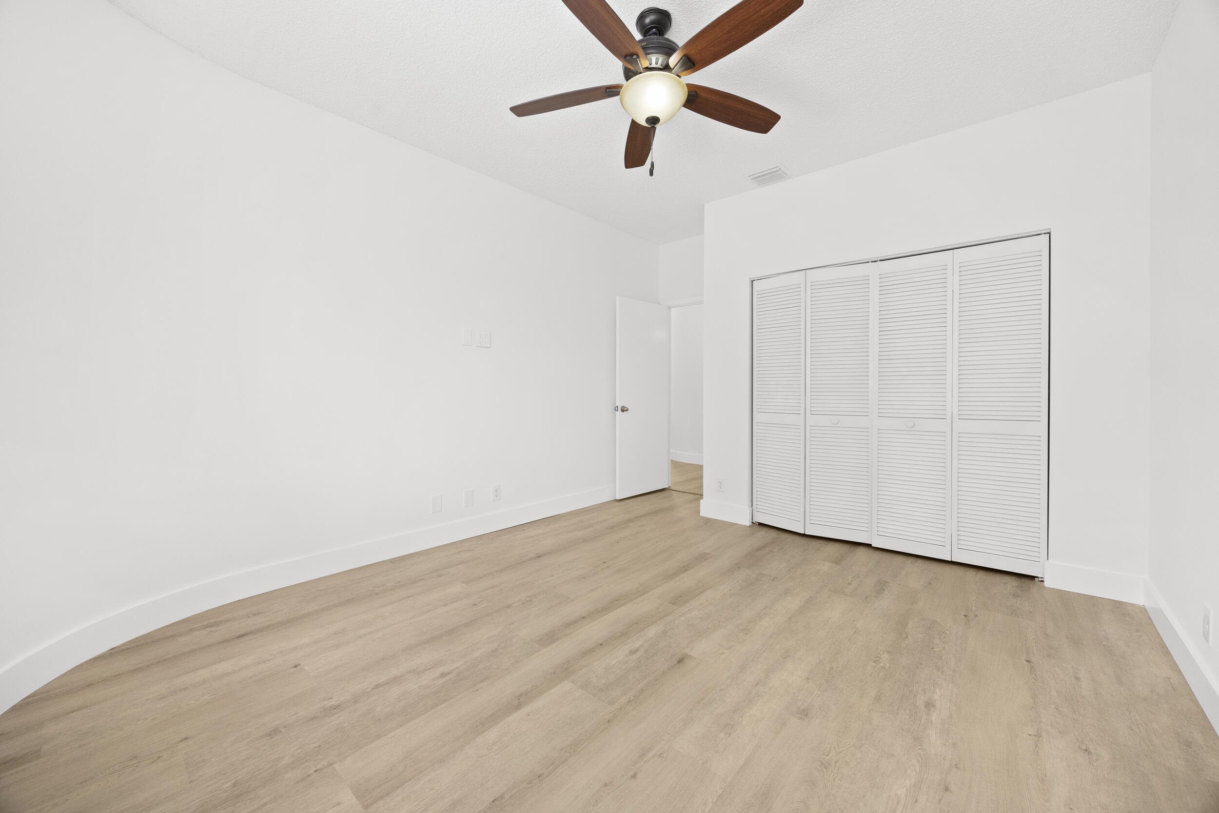 COPPER LAKE - Residential