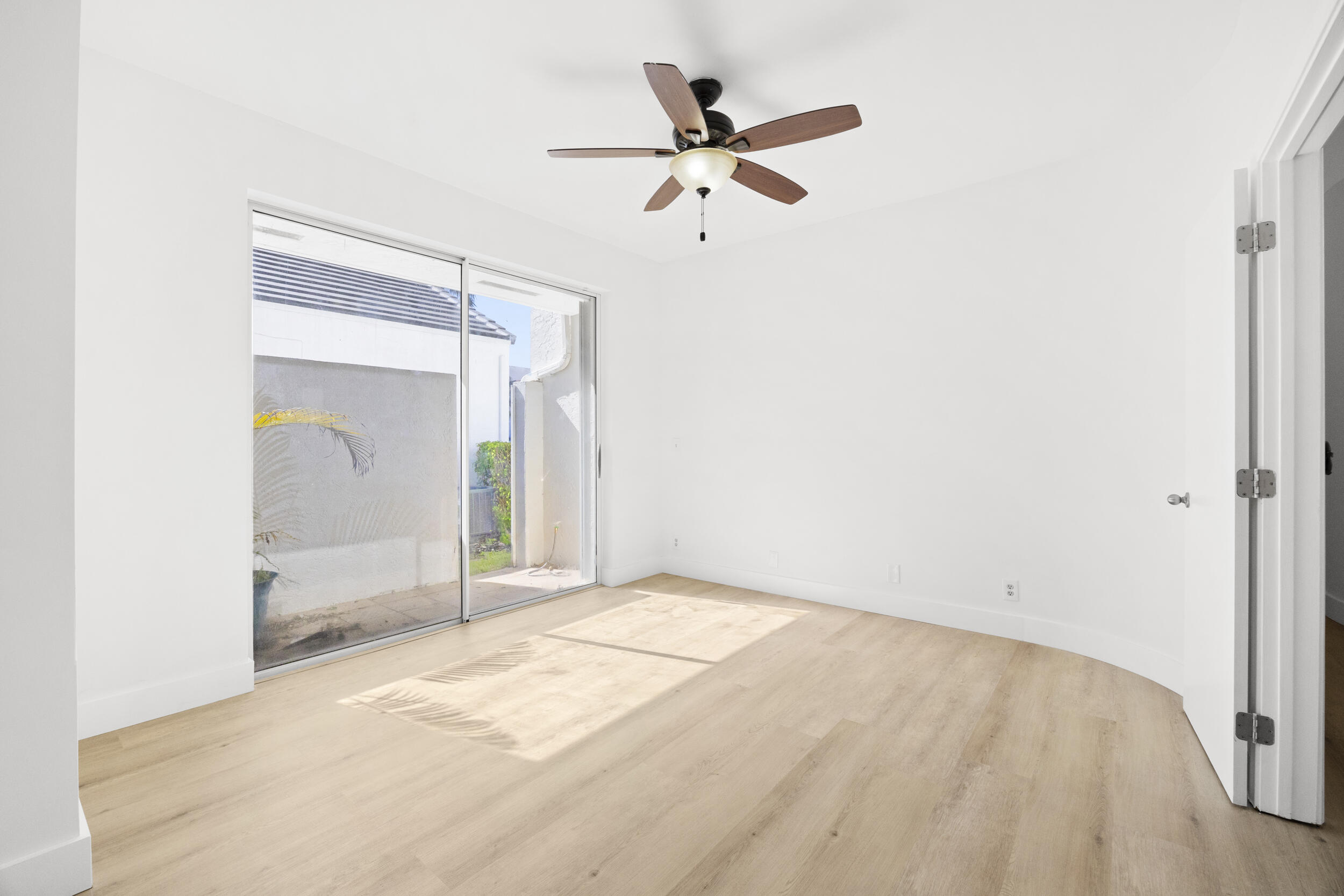 COPPER LAKE - Residential