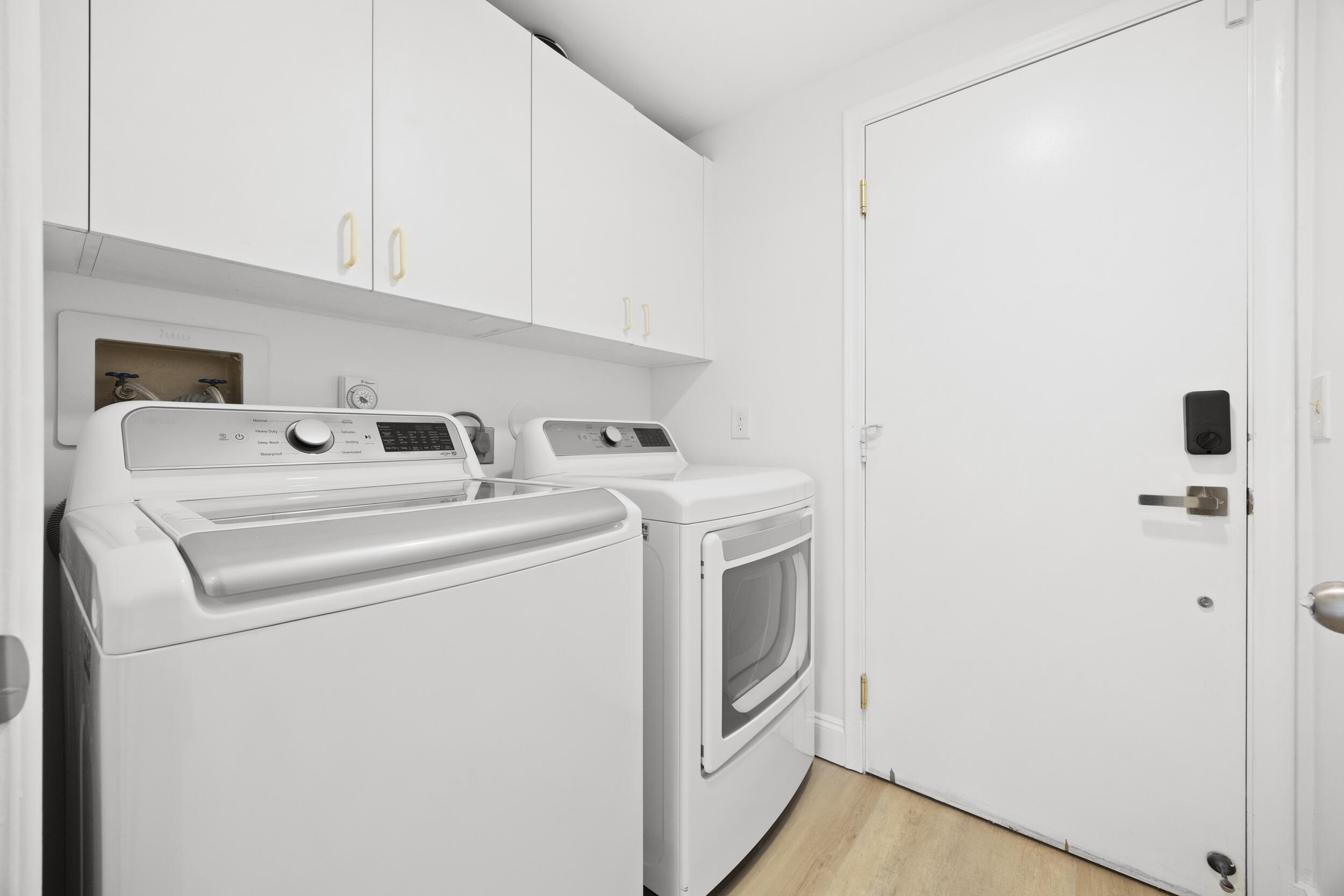 COPPER LAKE - Residential