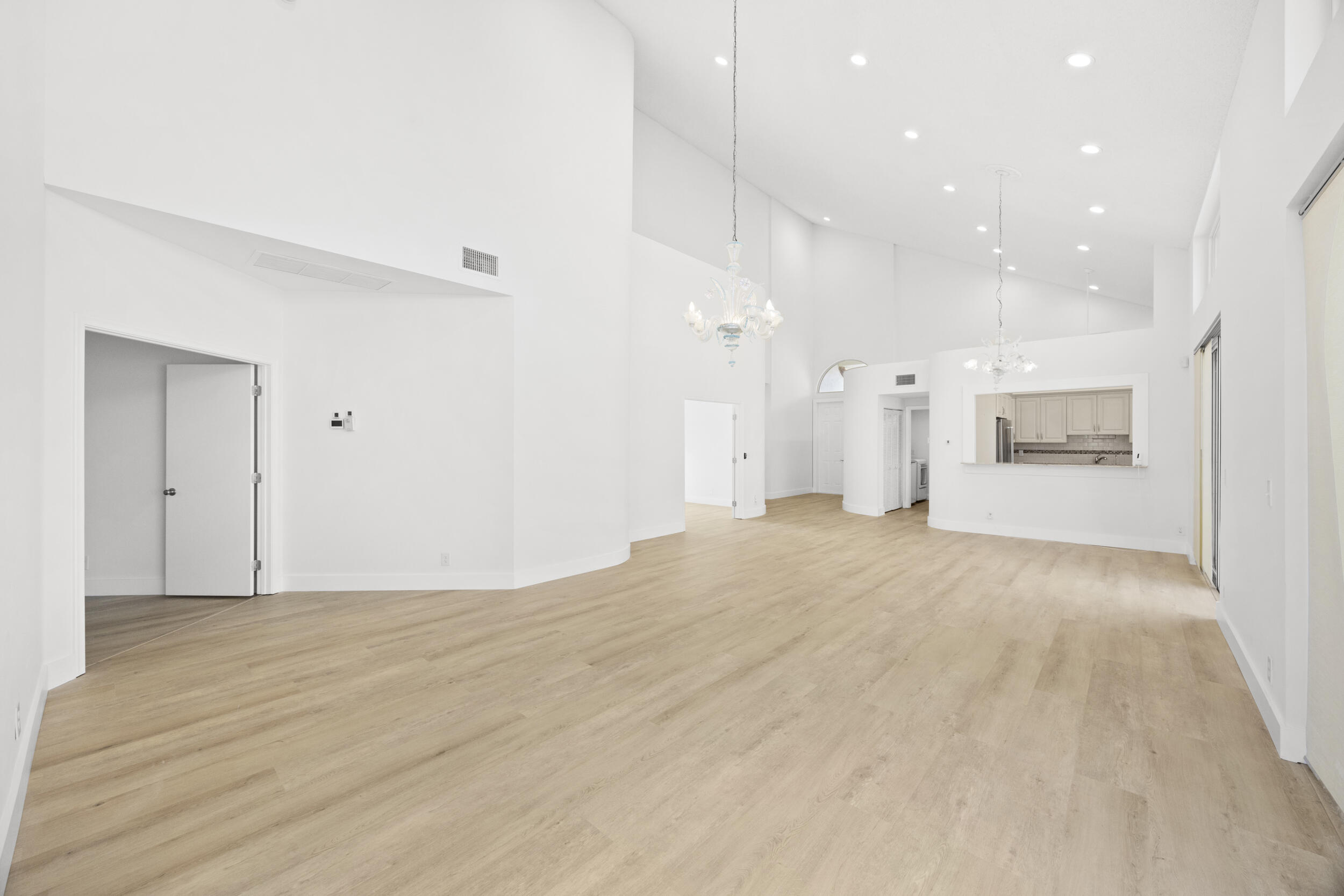 COPPER LAKE - Residential