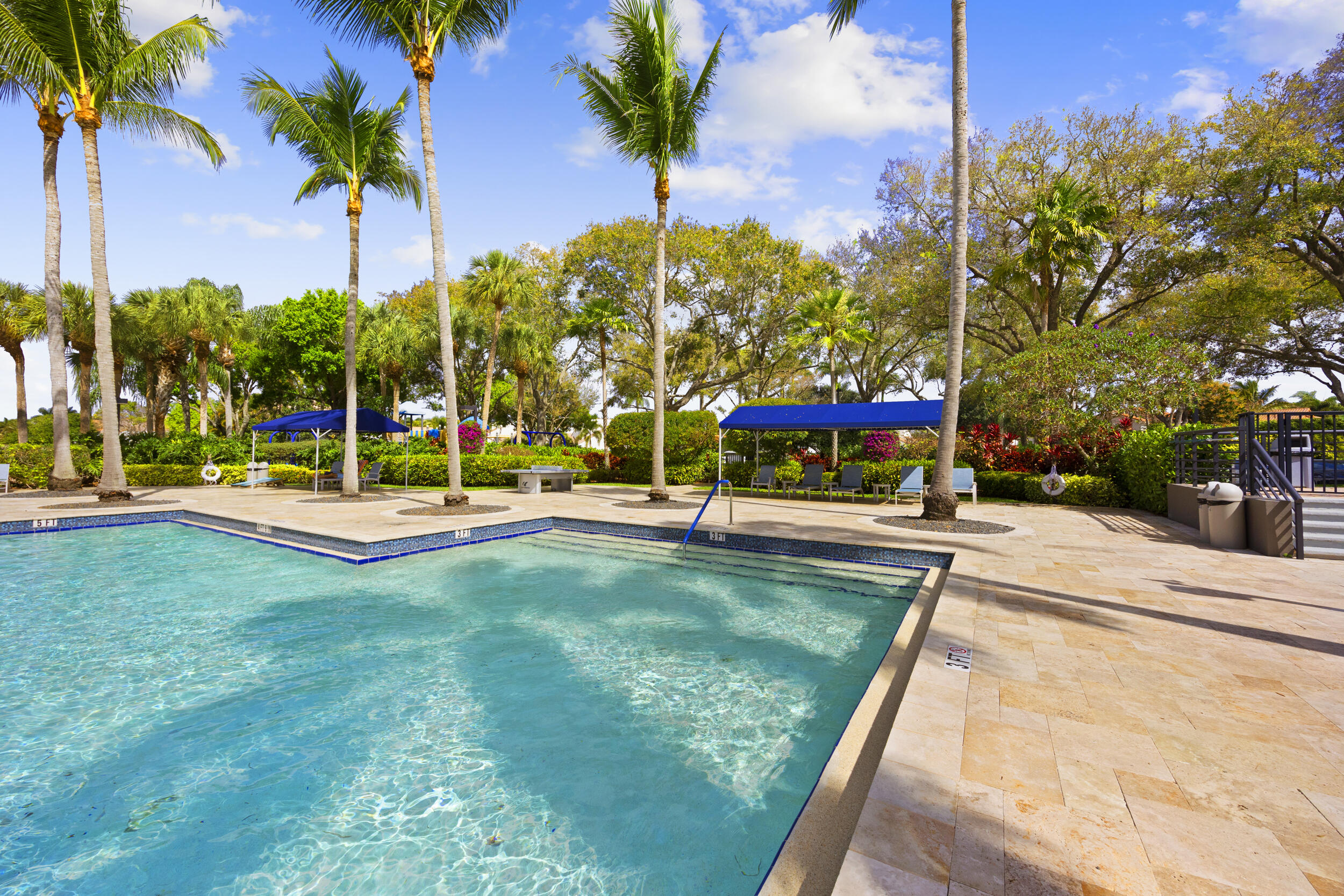 COPPER LAKE - Residential