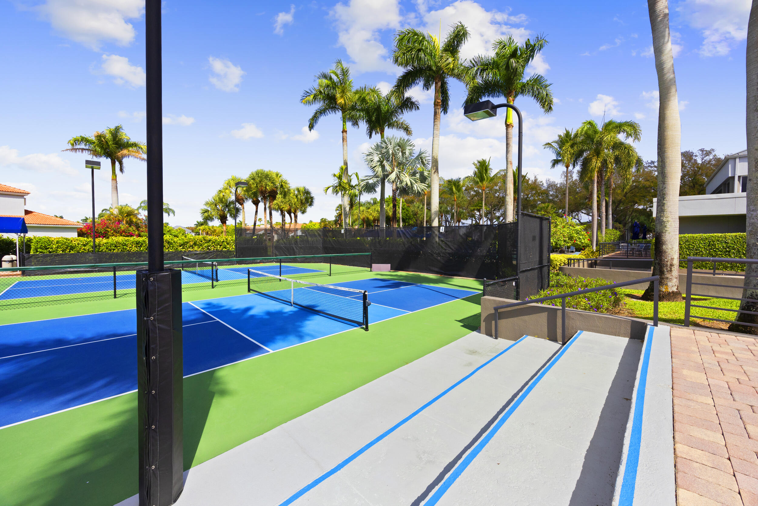 COPPER LAKE - Residential