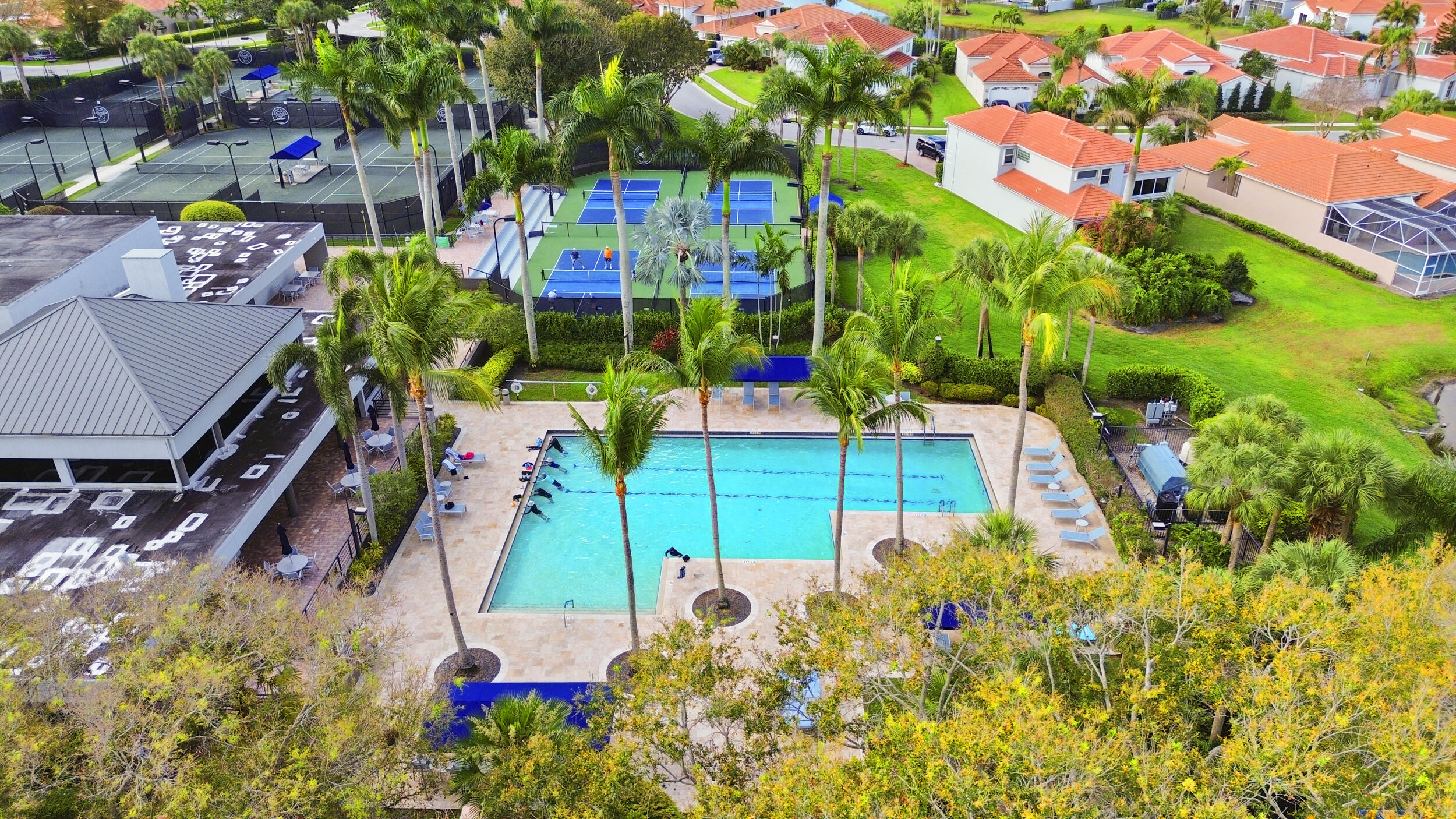 COPPER LAKE - Residential