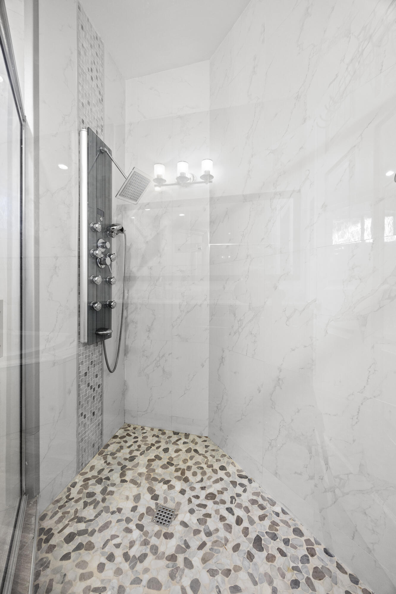 COPPER LAKE - Residential