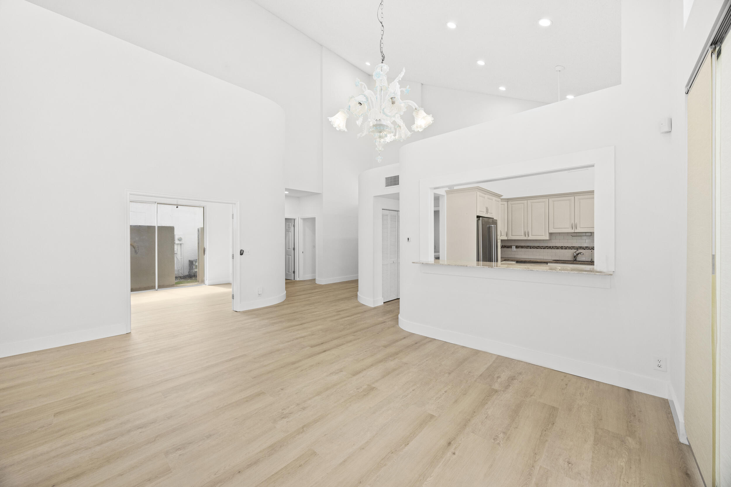 COPPER LAKE - Residential