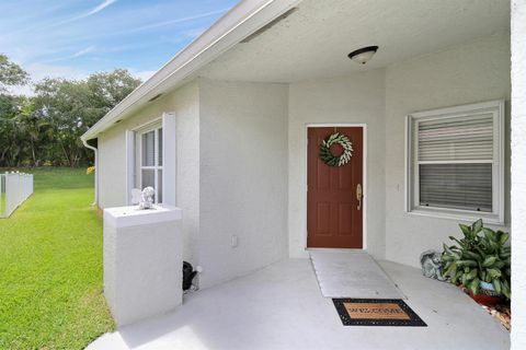 A home in Port St Lucie