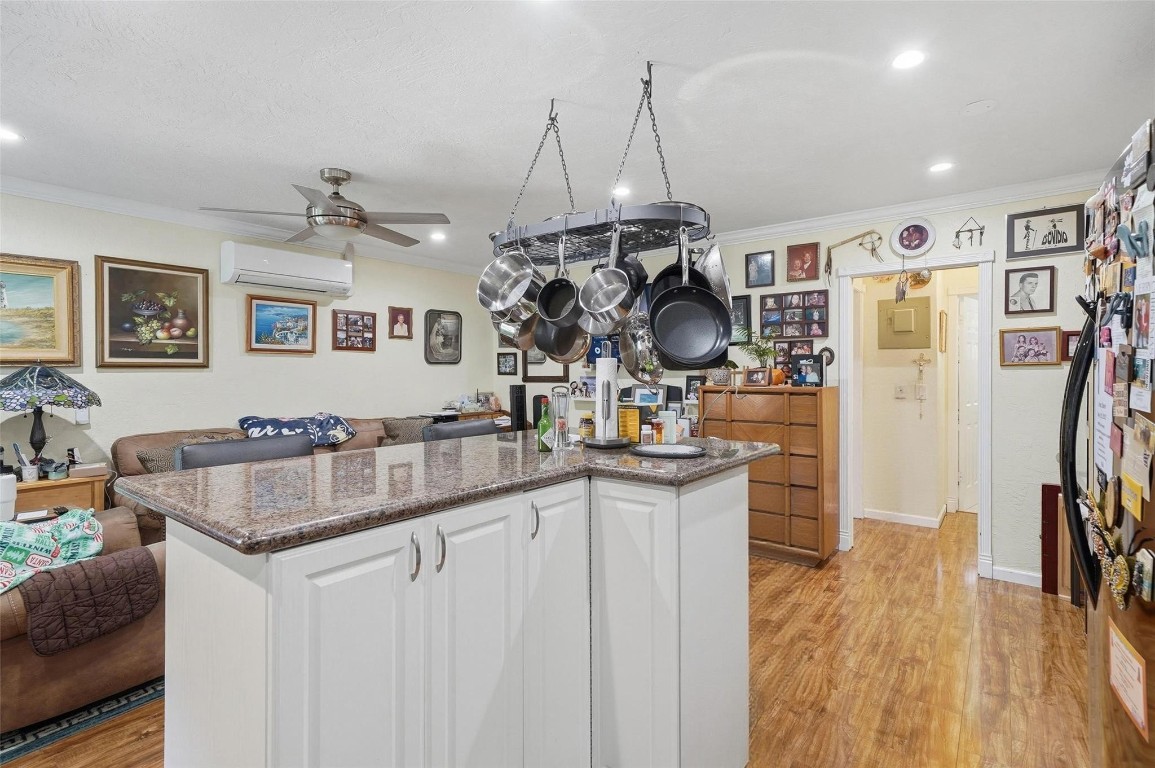 Astor Condo - Residential