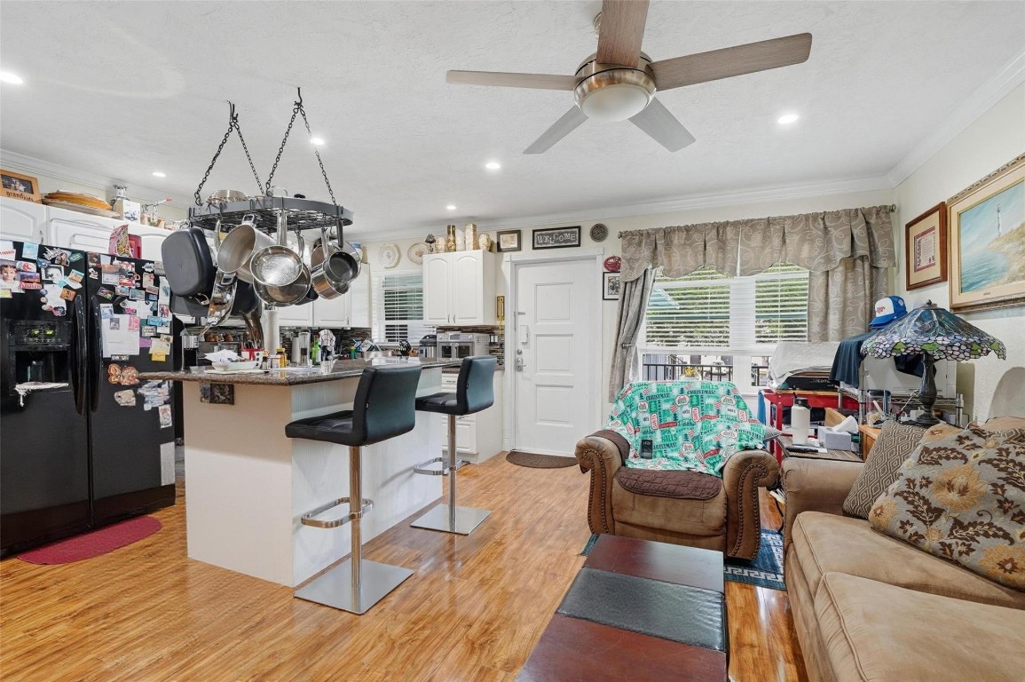 Astor Condo - Residential