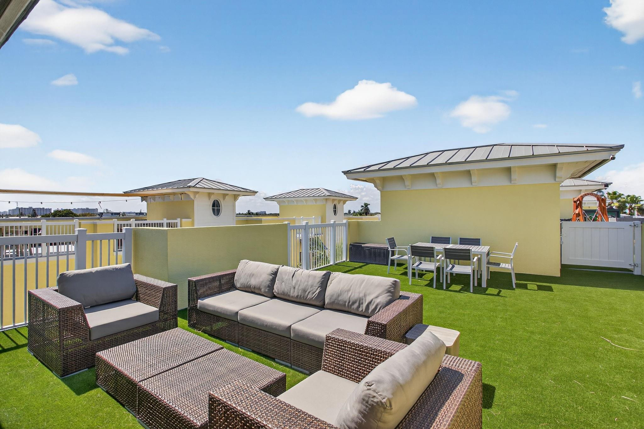 Seagrape Townhouses - Residential