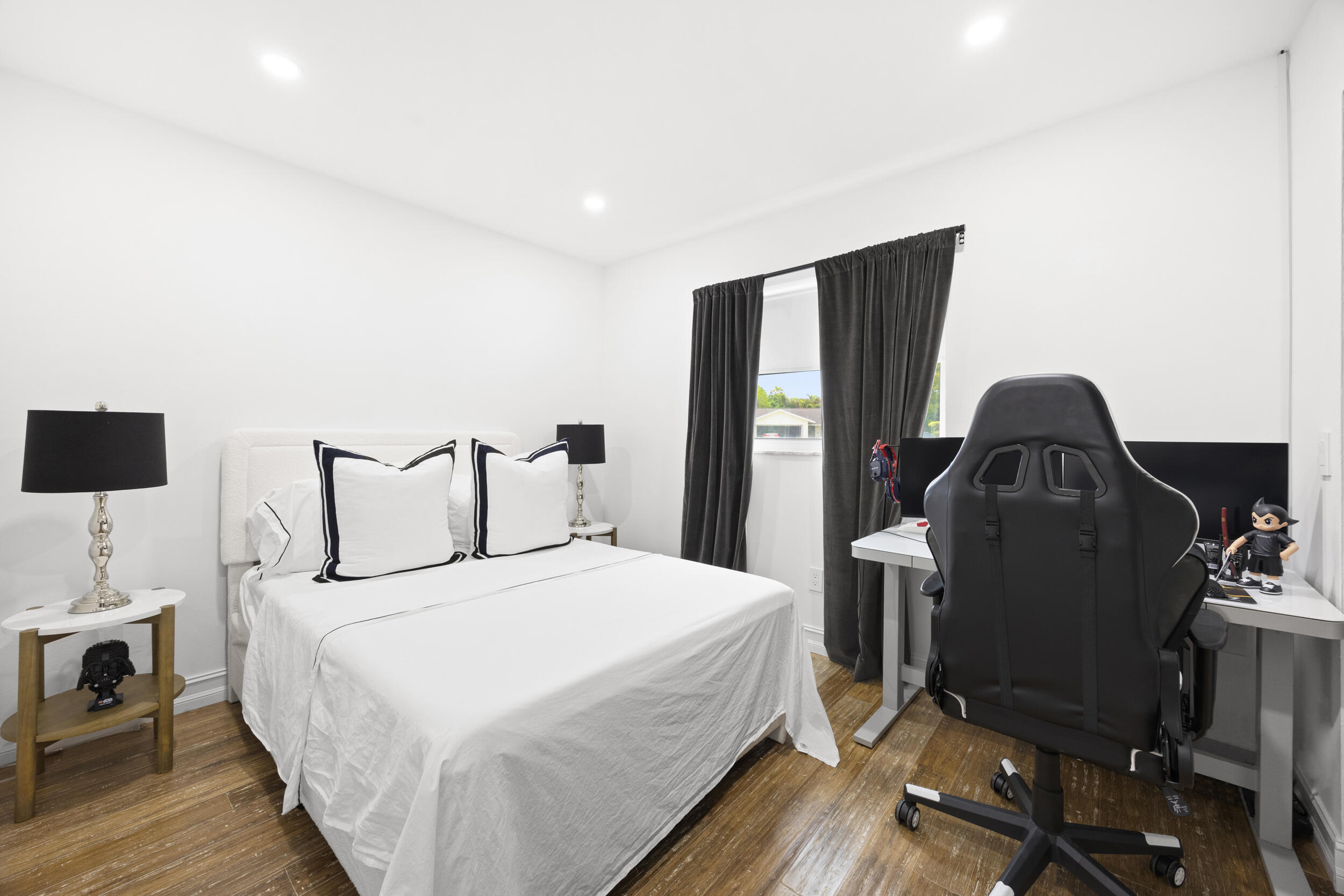 SOUTH SHORE 2 OF WELLINGTON - Residential