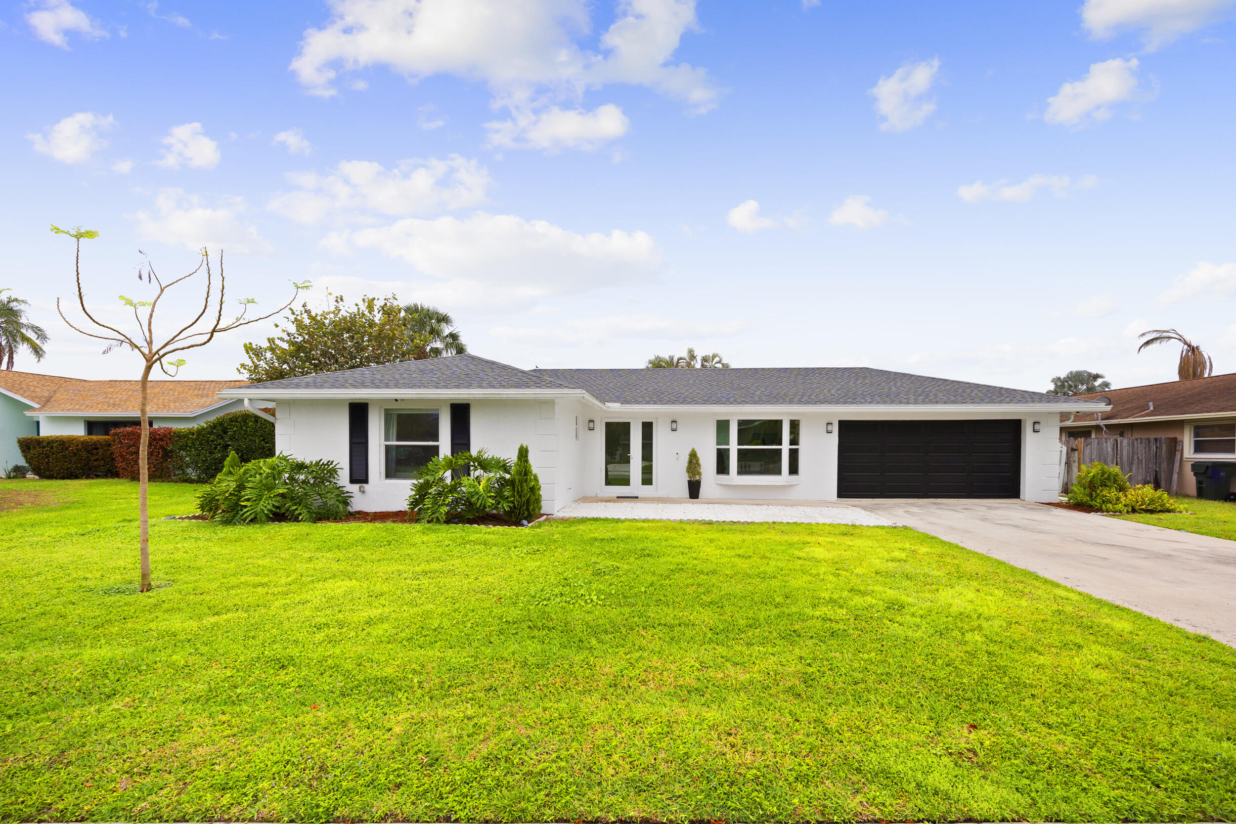 SOUTH SHORE 2 OF WELLINGTON - Residential