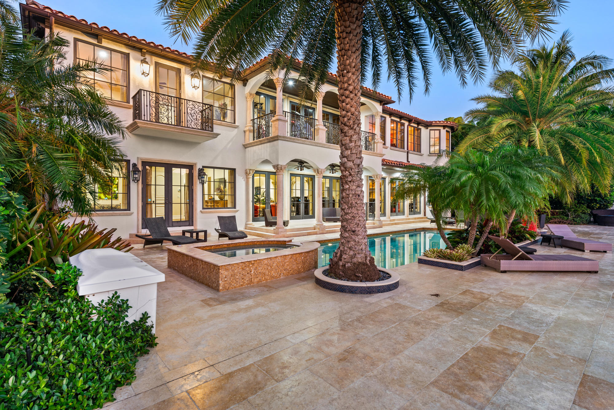 CORAL ISLES - Residential