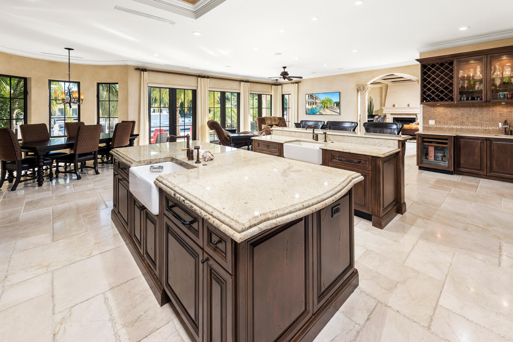 CORAL ISLES - Residential