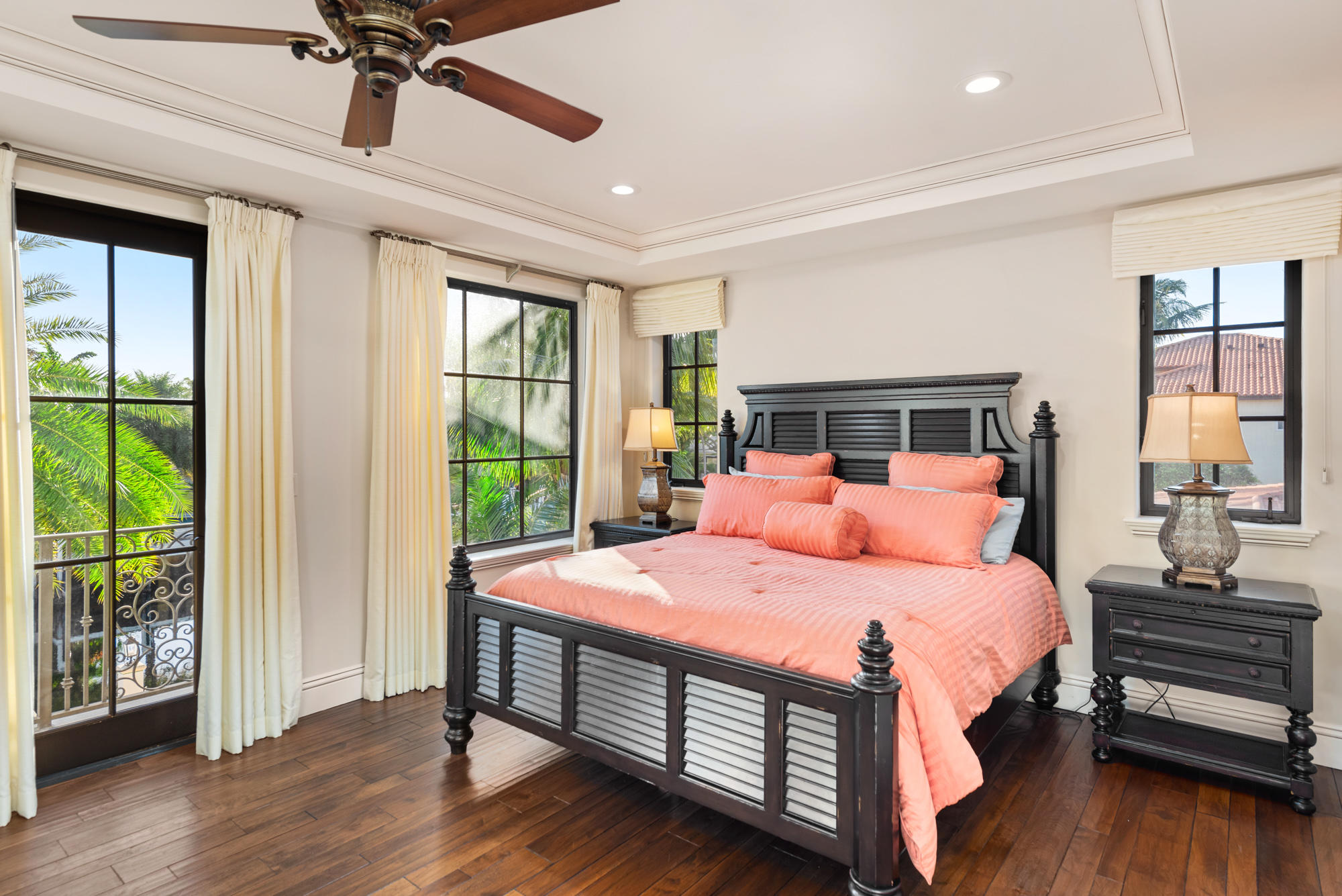 CORAL ISLES - Residential