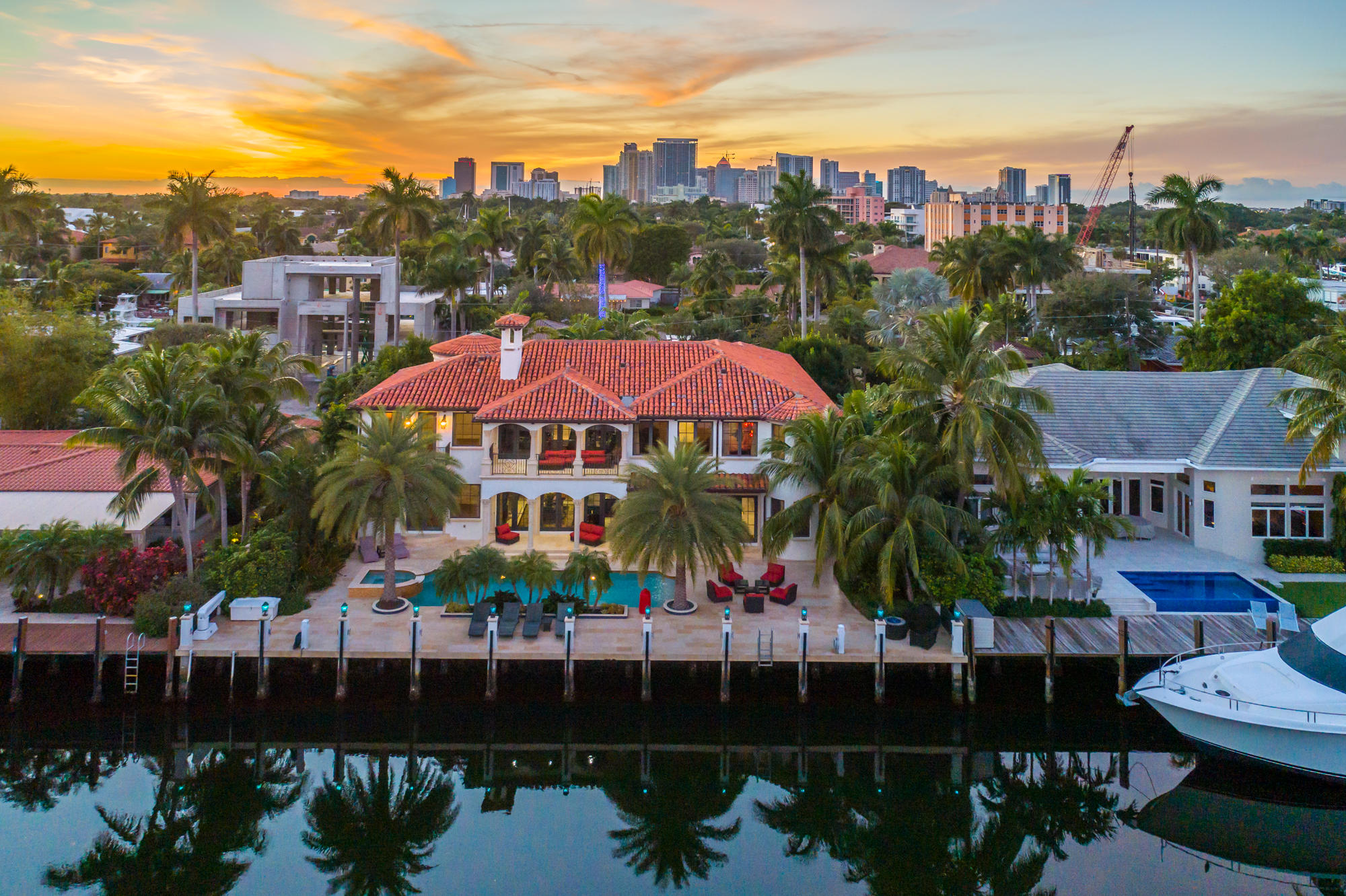 CORAL ISLES - Residential