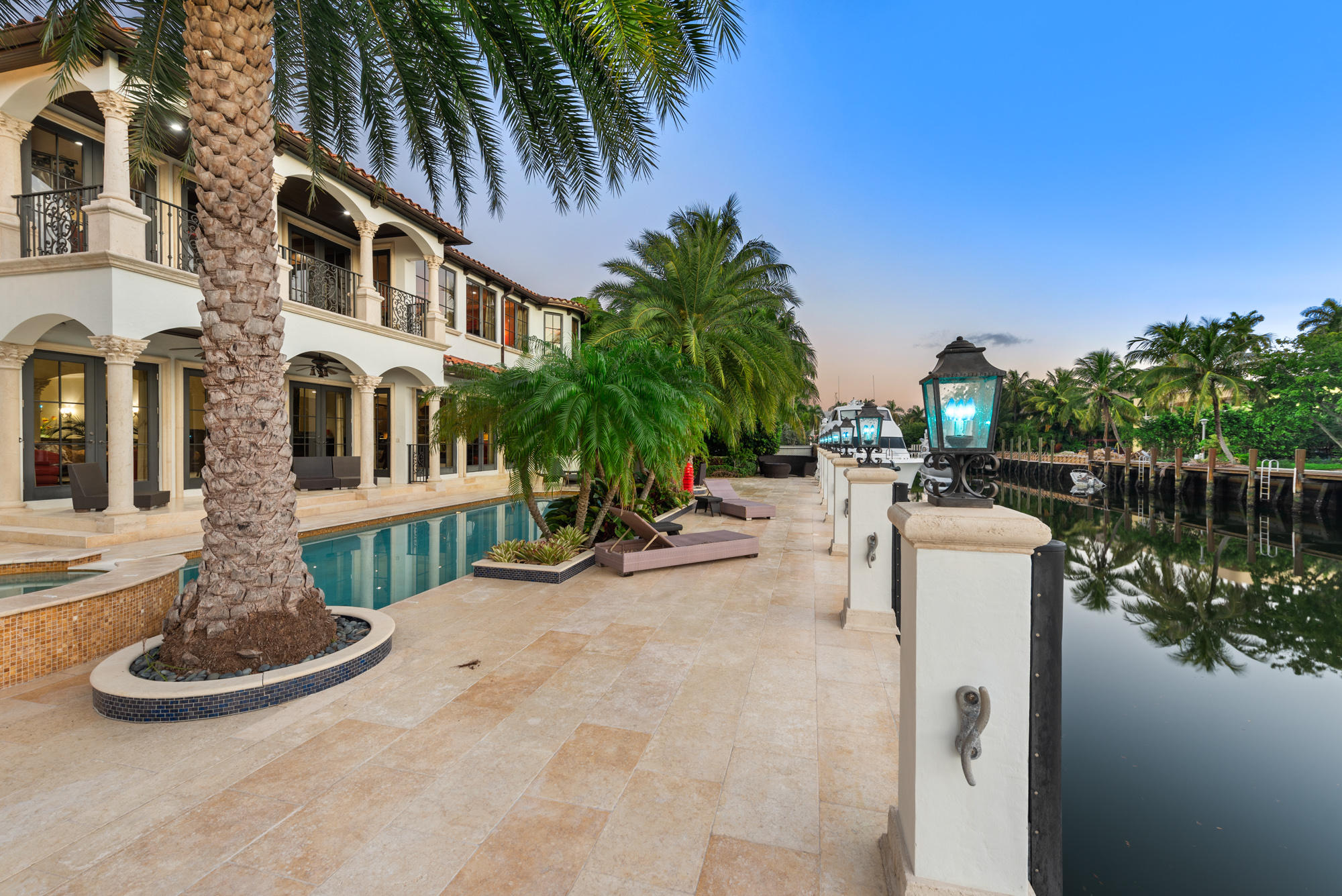 CORAL ISLES - Residential