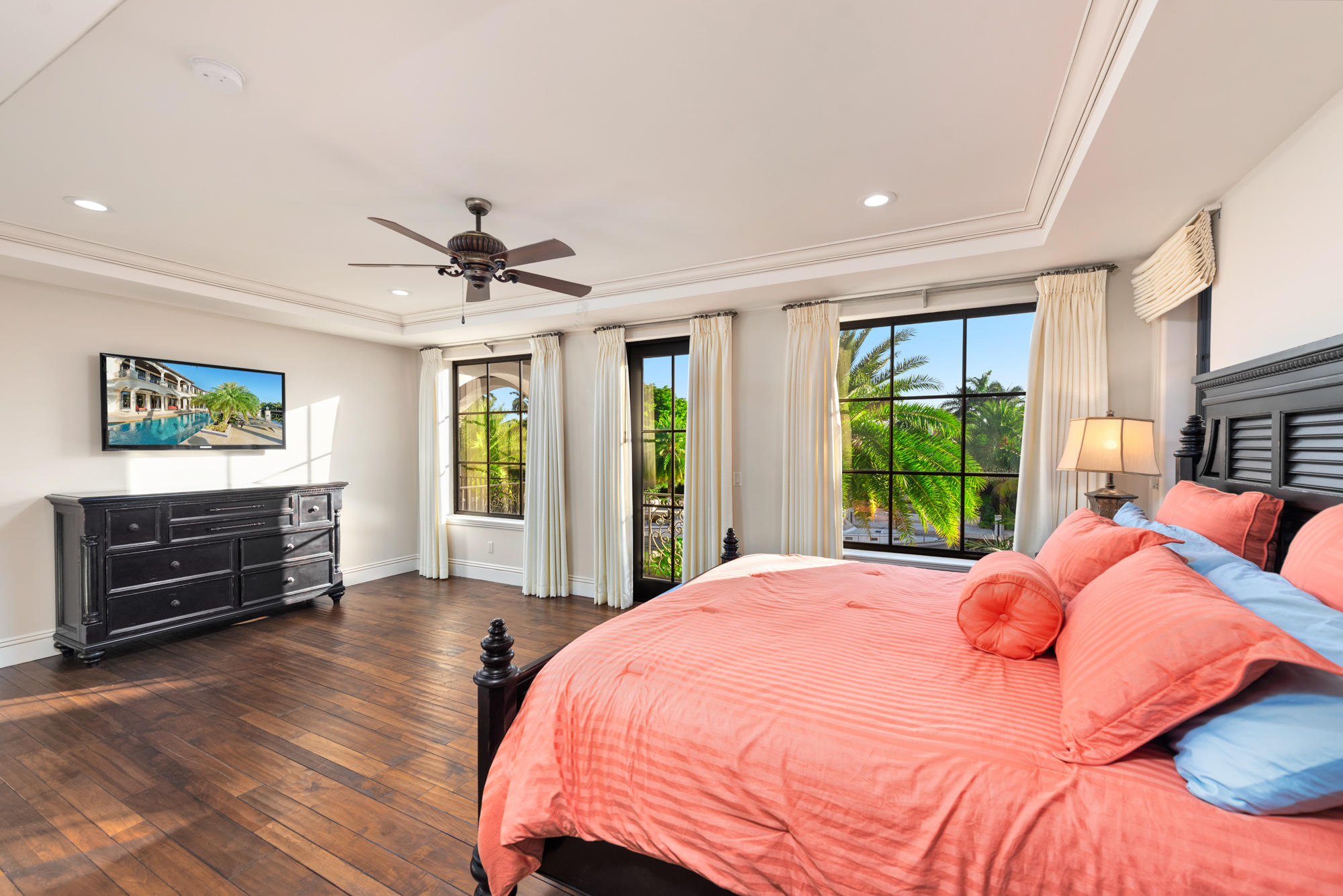 CORAL ISLES - Residential