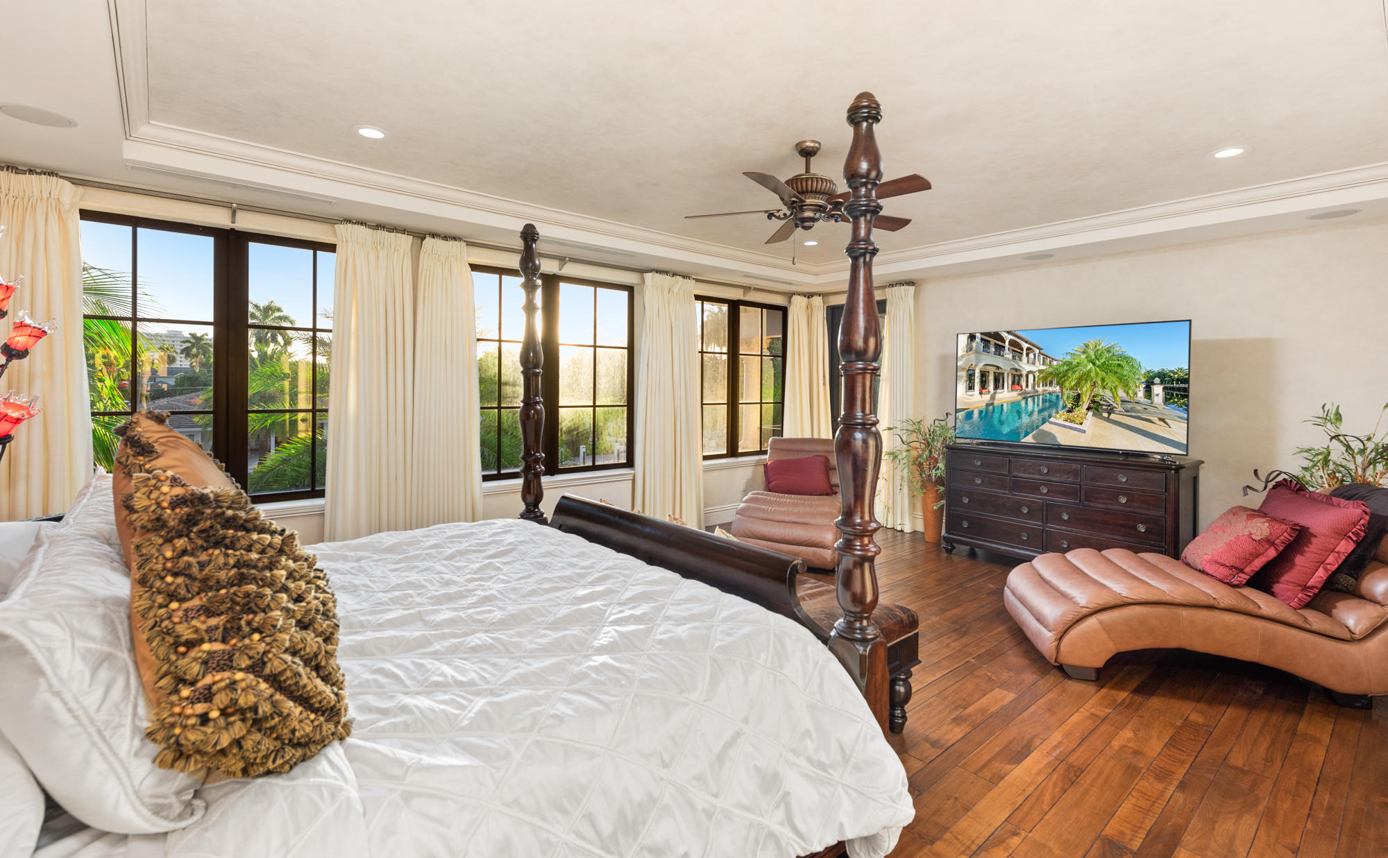 CORAL ISLES - Residential