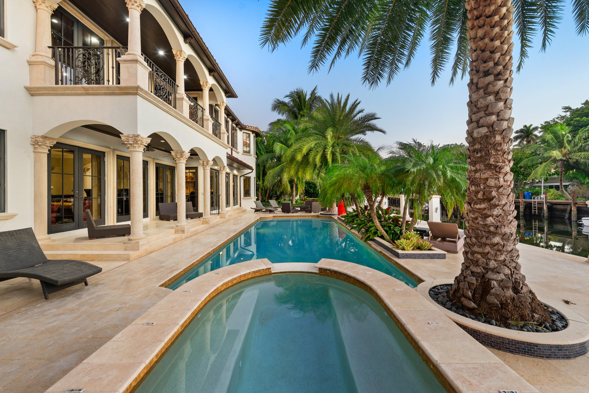 CORAL ISLES - Residential