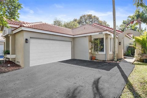 10108 NW 4th Street Plantation FL 33324