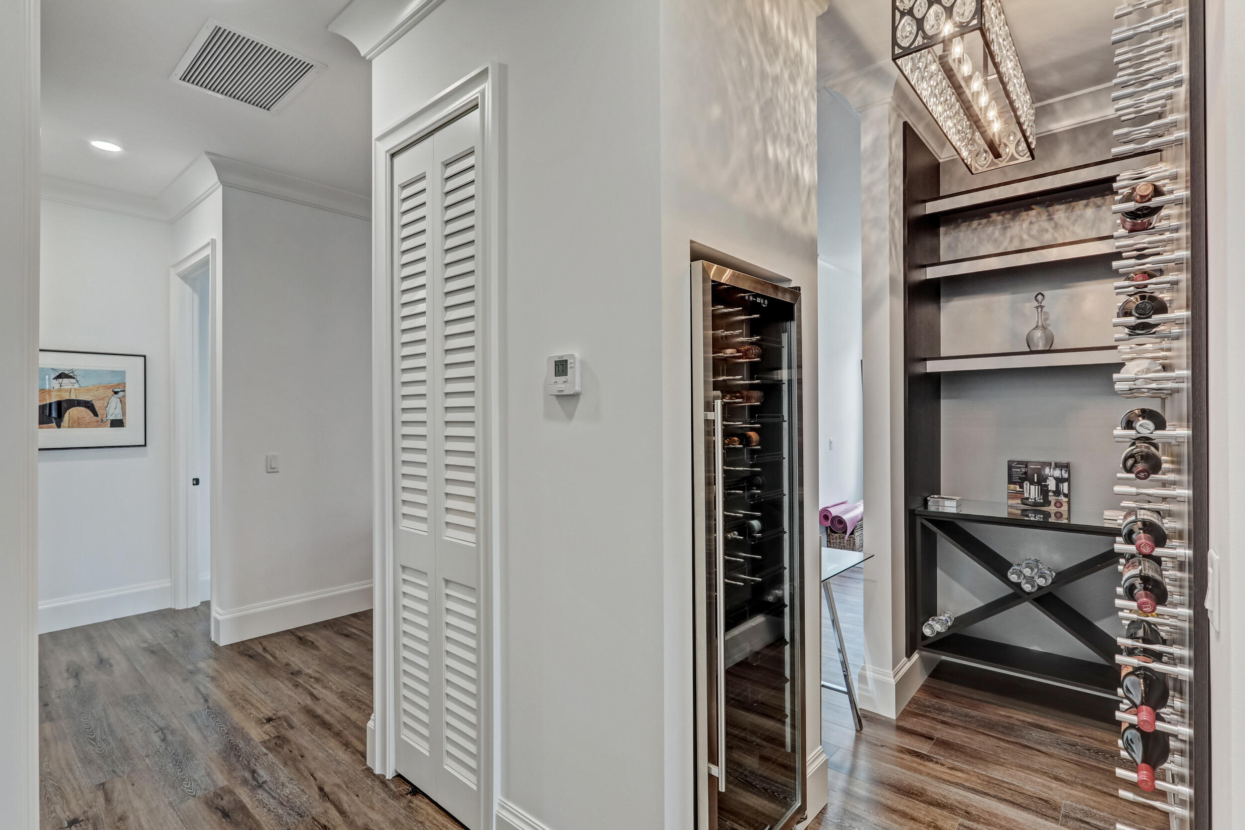 LITTLE RANCHES IN - Residential