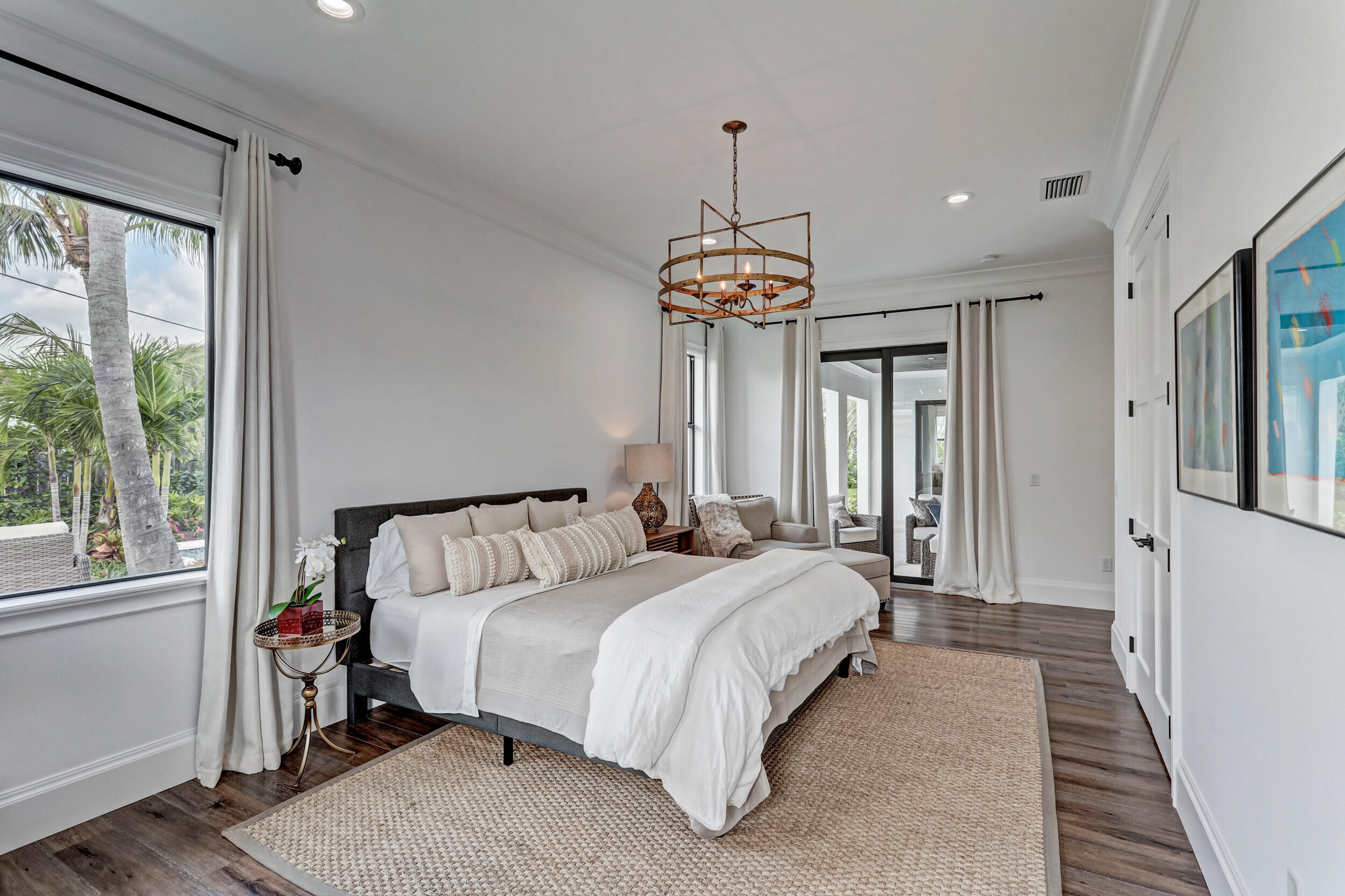 LITTLE RANCHES IN - Residential