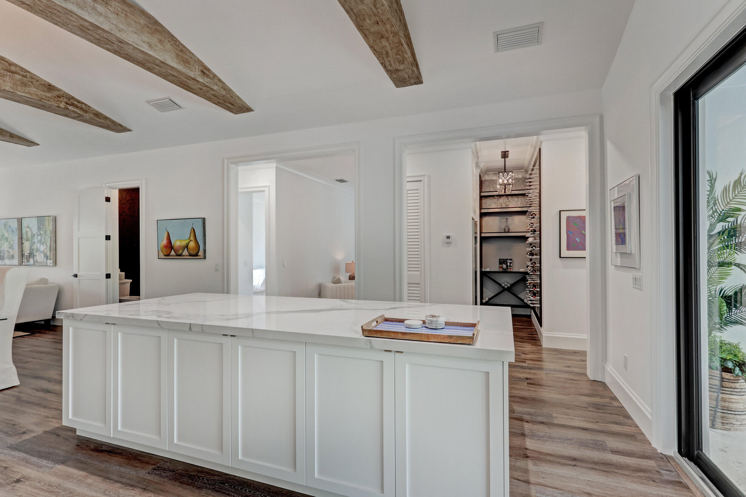 LITTLE RANCHES IN - Residential