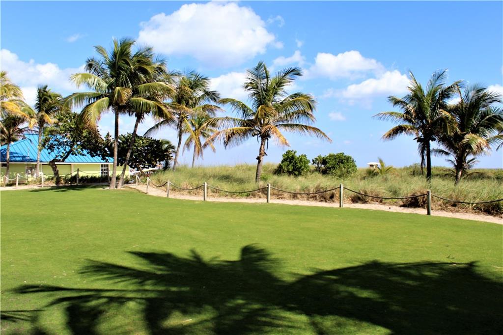 SILVER THATCH - Residential