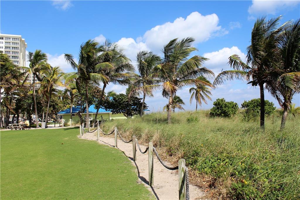 SILVER THATCH - Residential