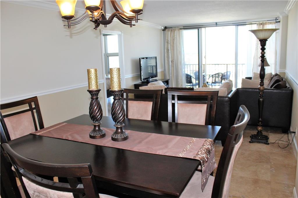 SILVER THATCH - Residential