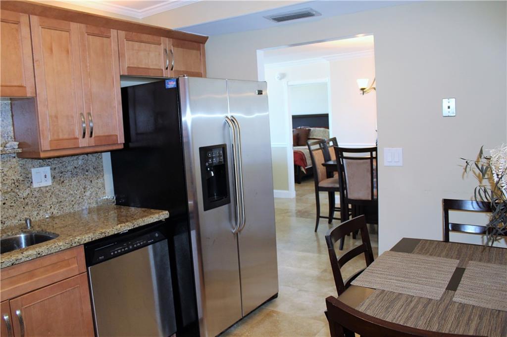 SILVER THATCH - Residential