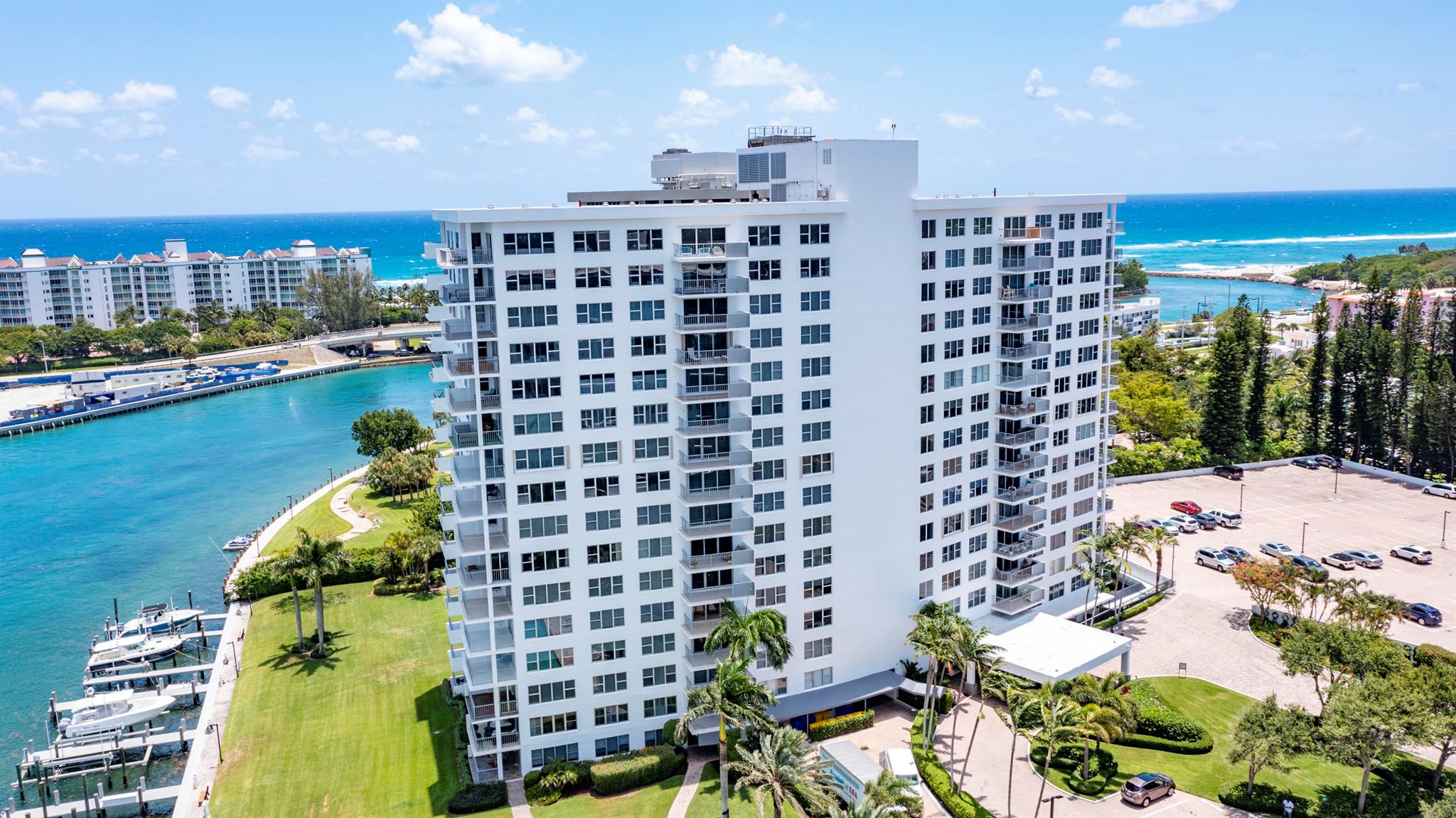 LAKE HOUSE SOUTH - Residential