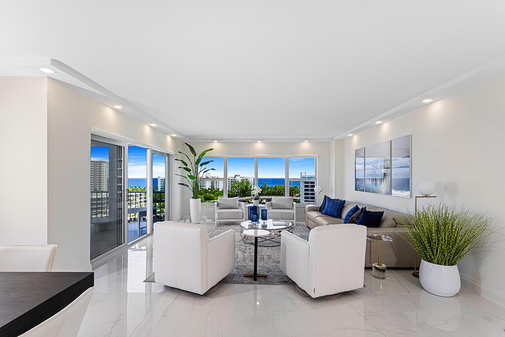 LAKE HOUSE SOUTH - Residential