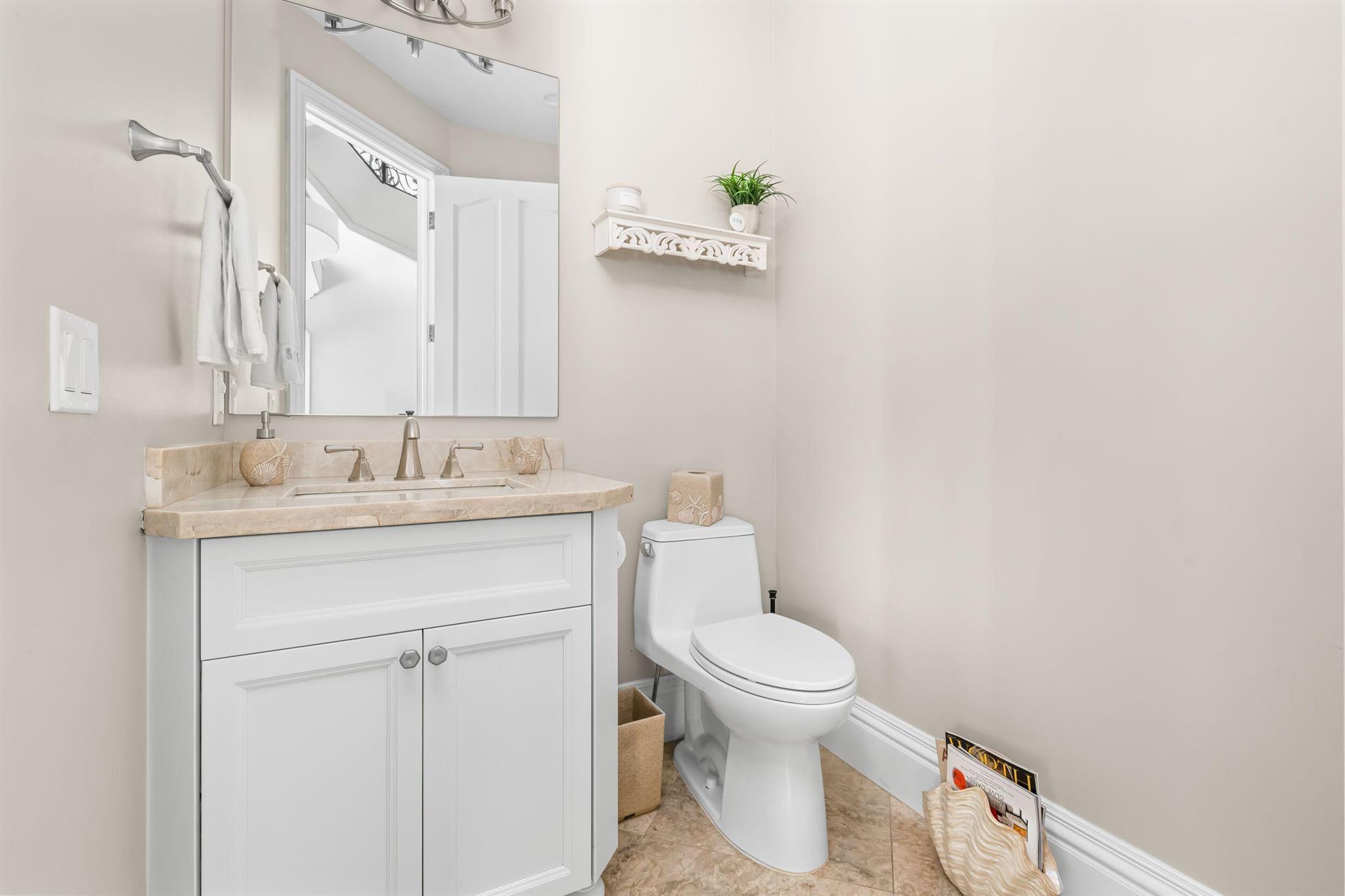 TROPIC ISLE 2ND SEC - Residential