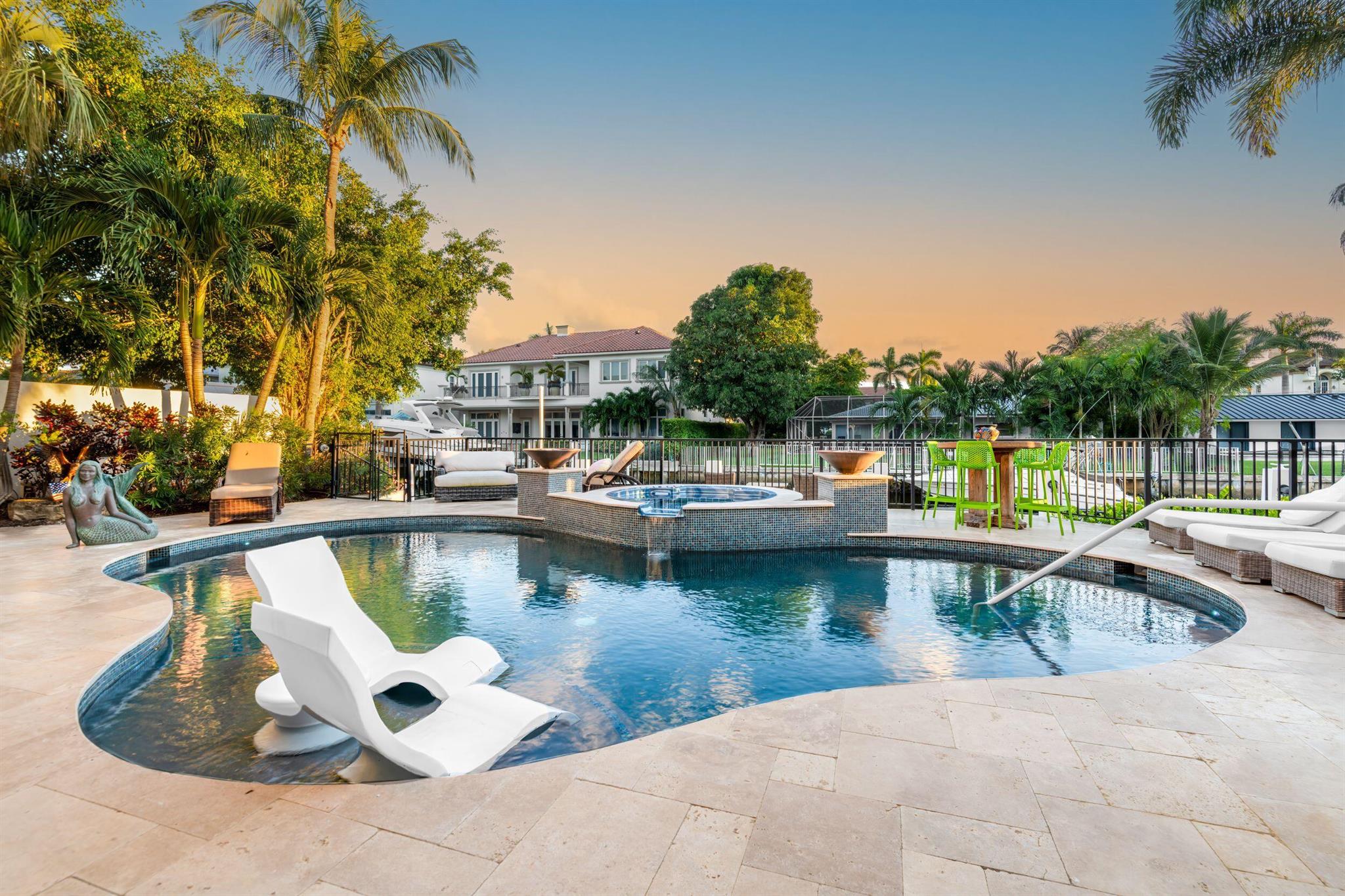 TROPIC ISLE 2ND SEC - Residential