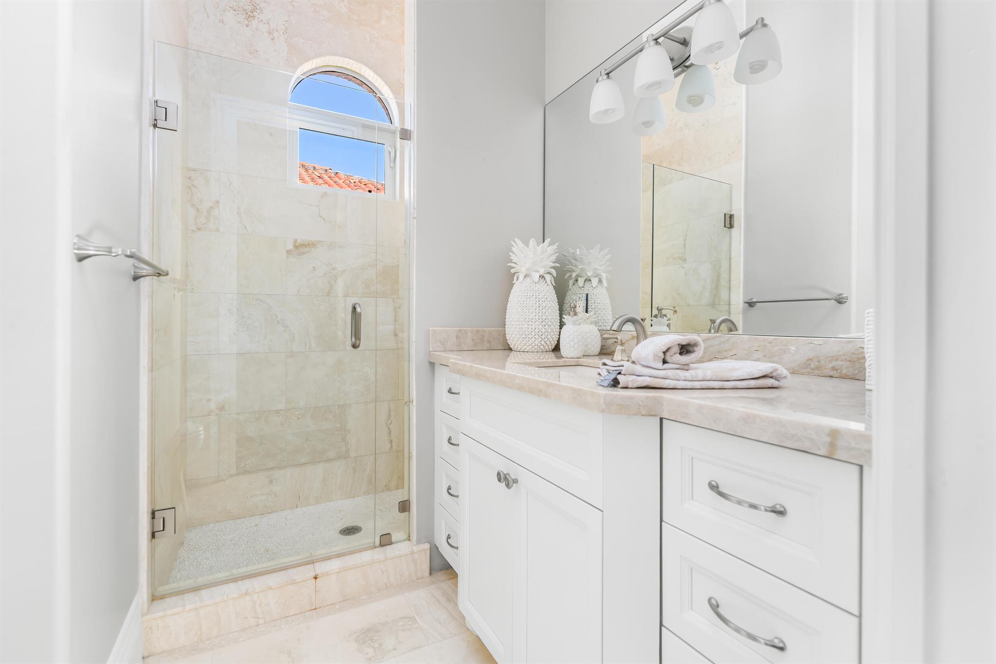 TROPIC ISLE 2ND SEC - Residential