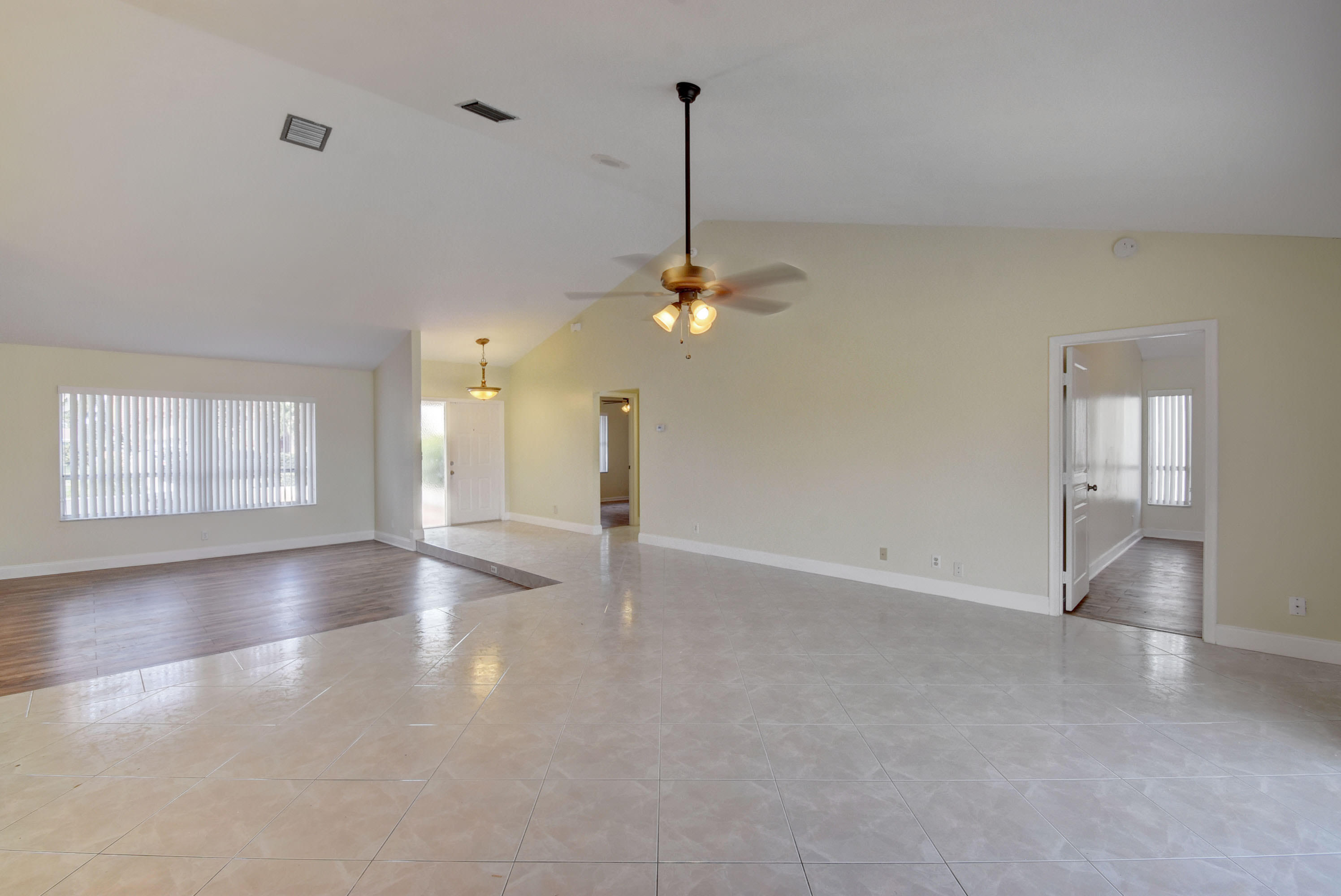 SUN VALLEY 2 - Residential