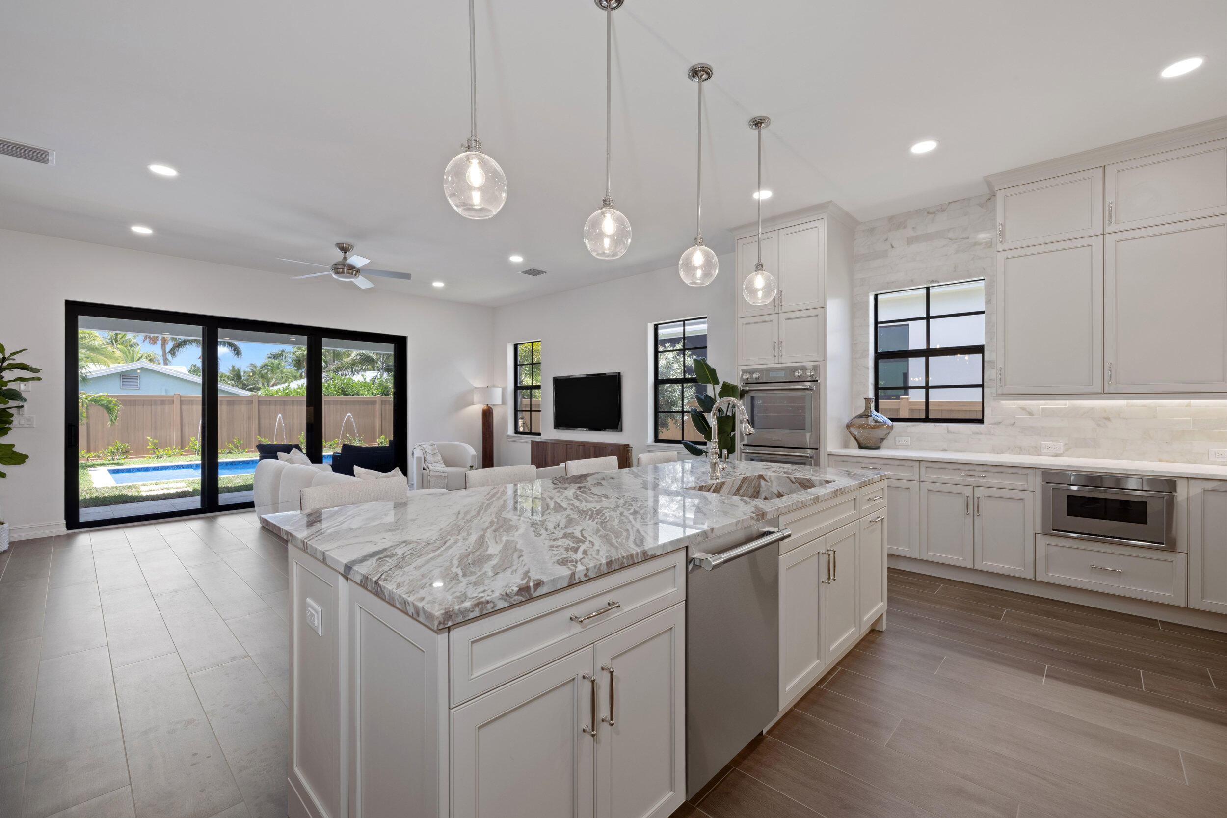 PALM BEACH SHORES - Residential